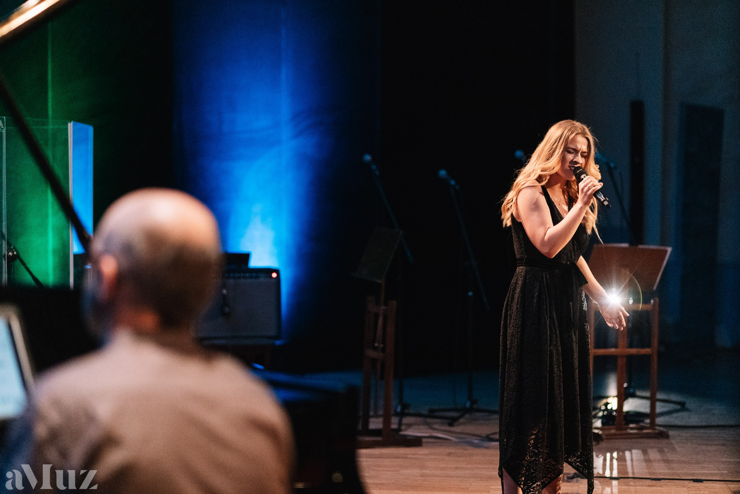 Jazz Zaśpiewam. Fotograf Ślubny Warszawa - Sesje Biznesowe Rodzinne Eventy
