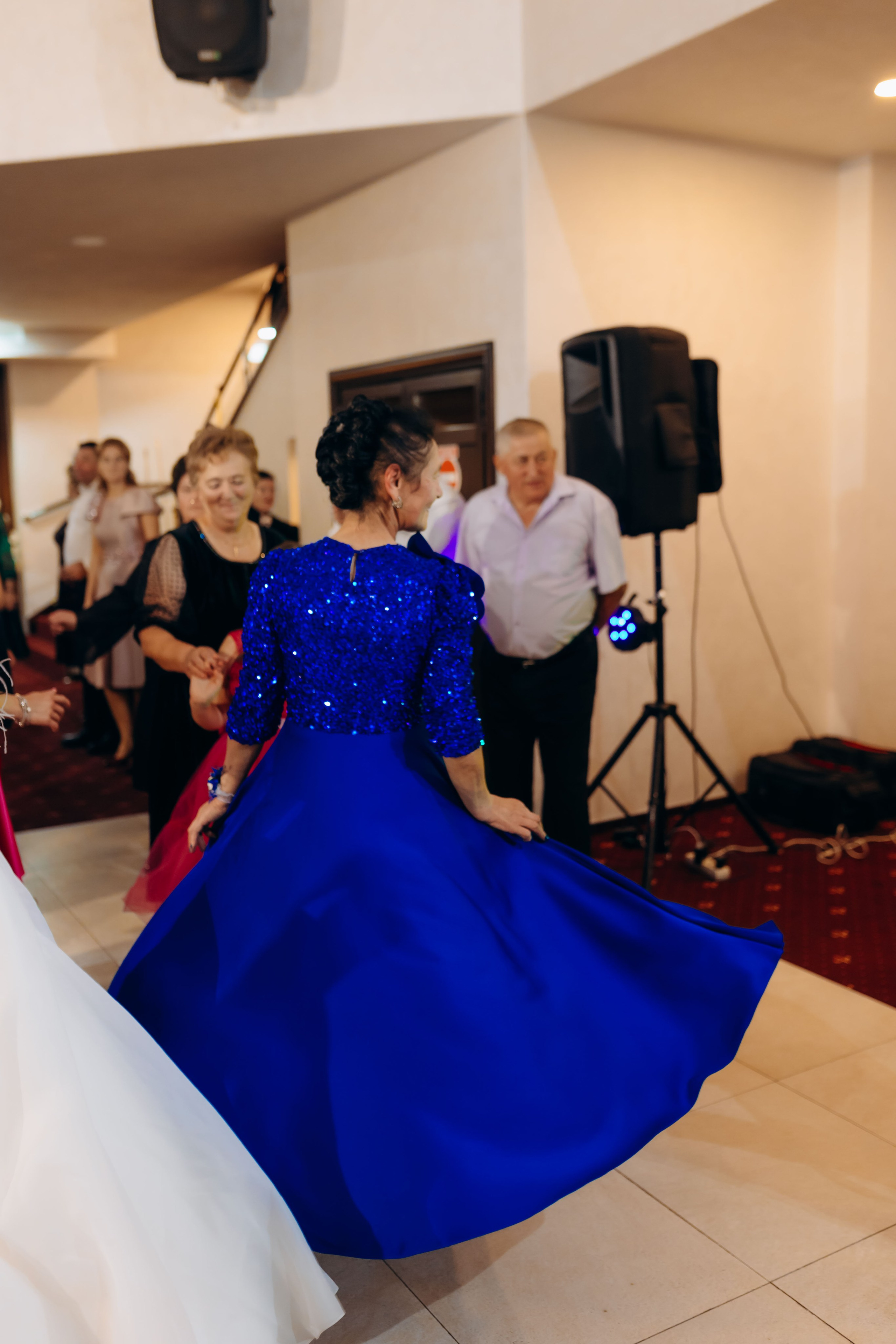 Loredana & Emilian – Ziua Nunții | Videografie - fotografie Botez Suceava, Iași, Botoșani. Servicii foto-video profesionale, pentru momente de neuitat