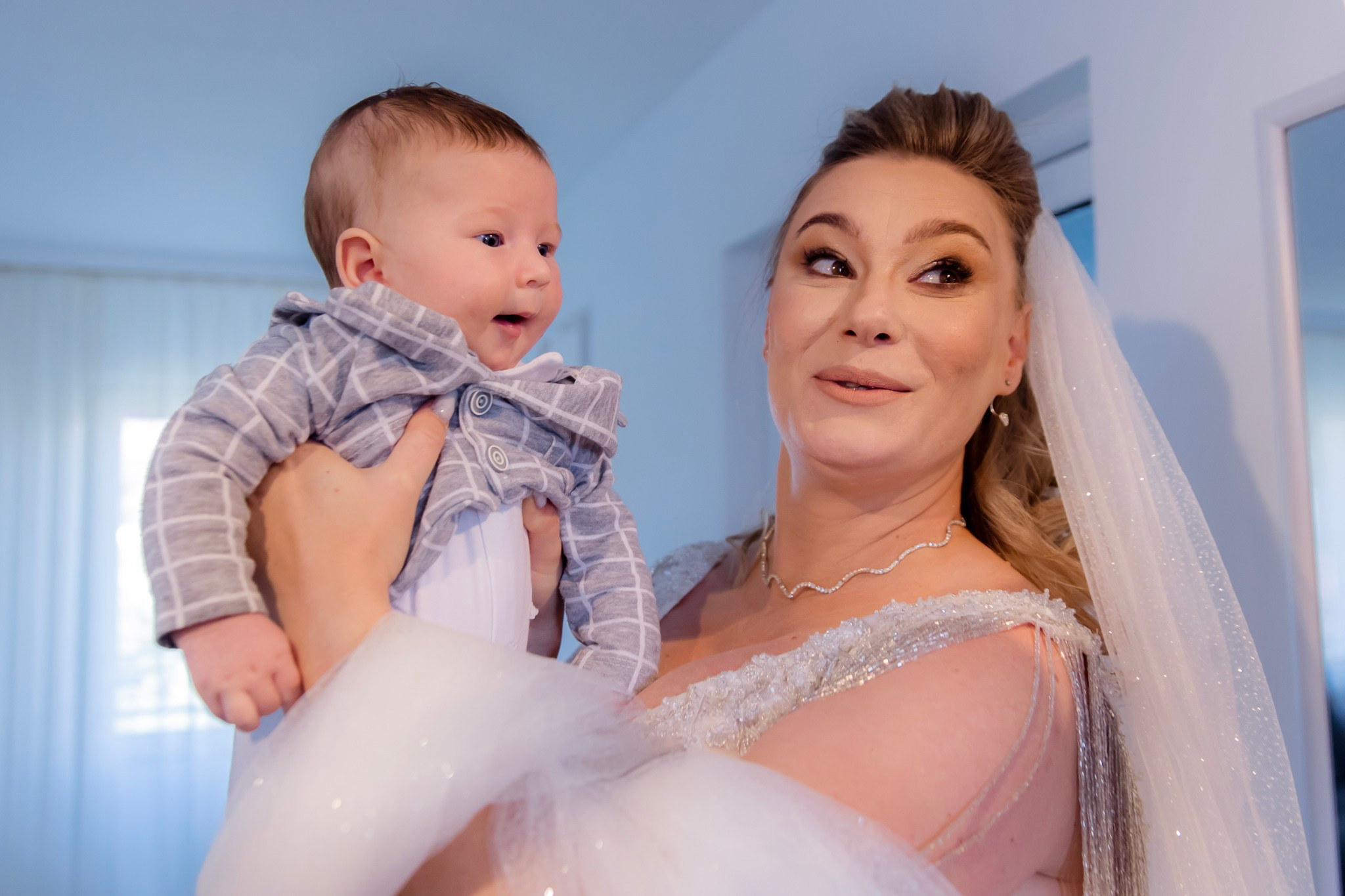 Mihai & Oana. Servicii foto-video profesionale, pentru momente de neuitat