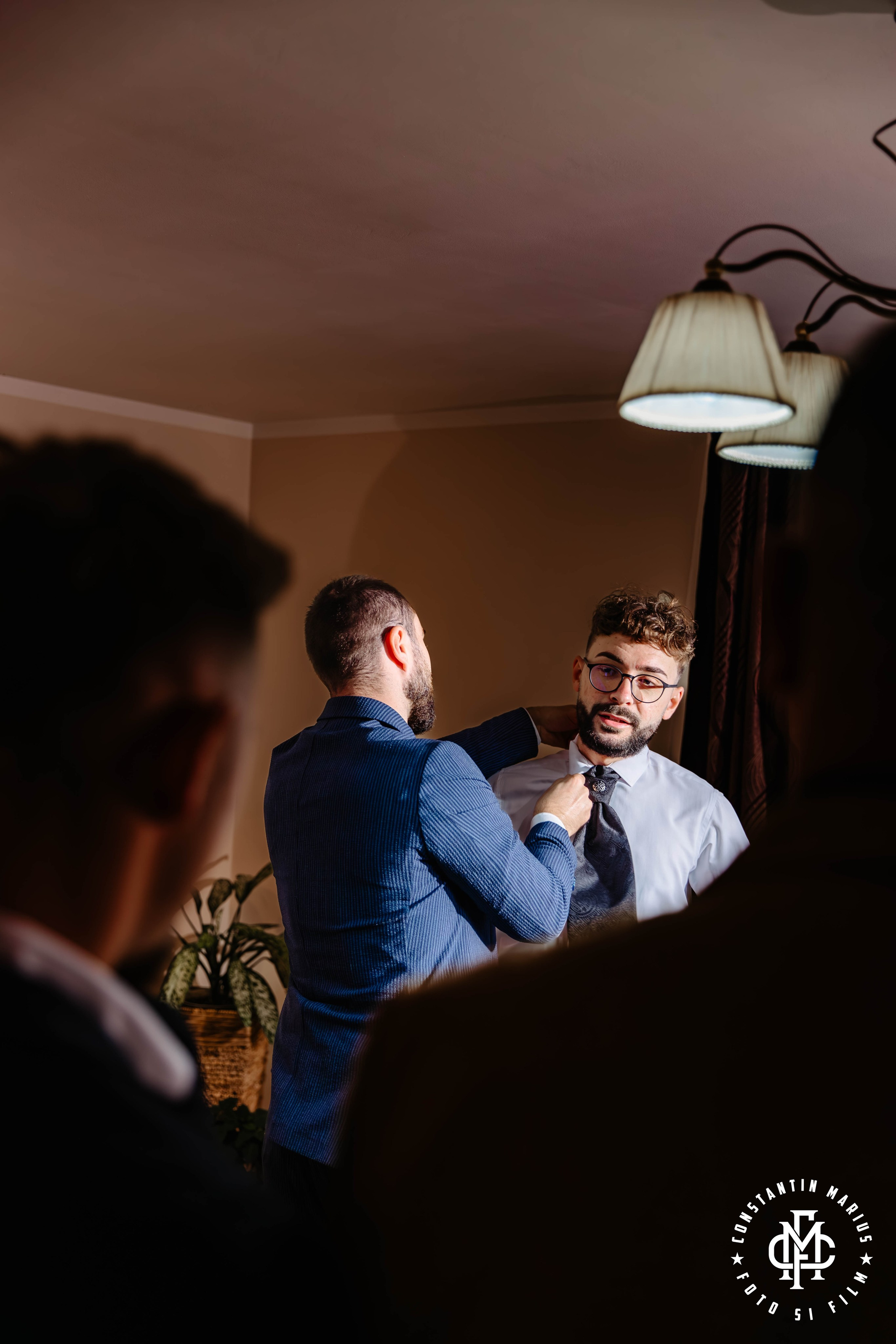 WEDDING PHOTOGRAPHY. DESPRE NOI