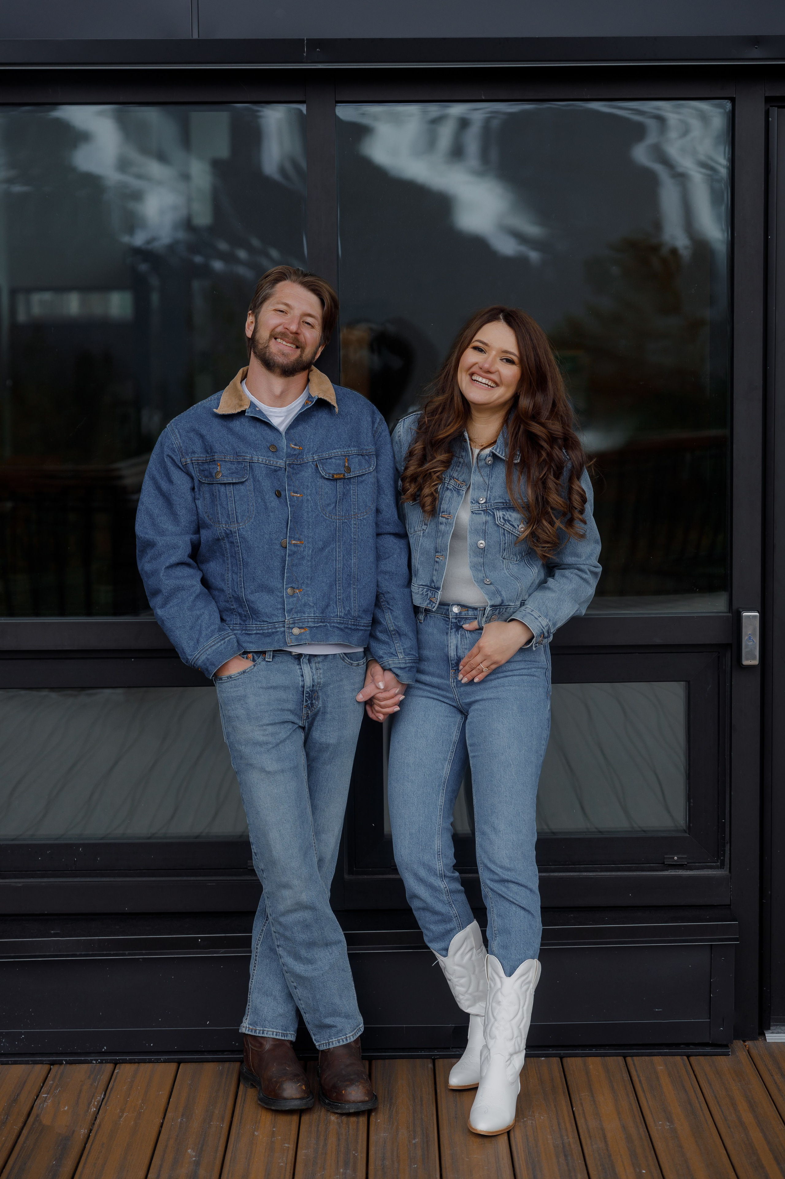 Ski engagement session. Home