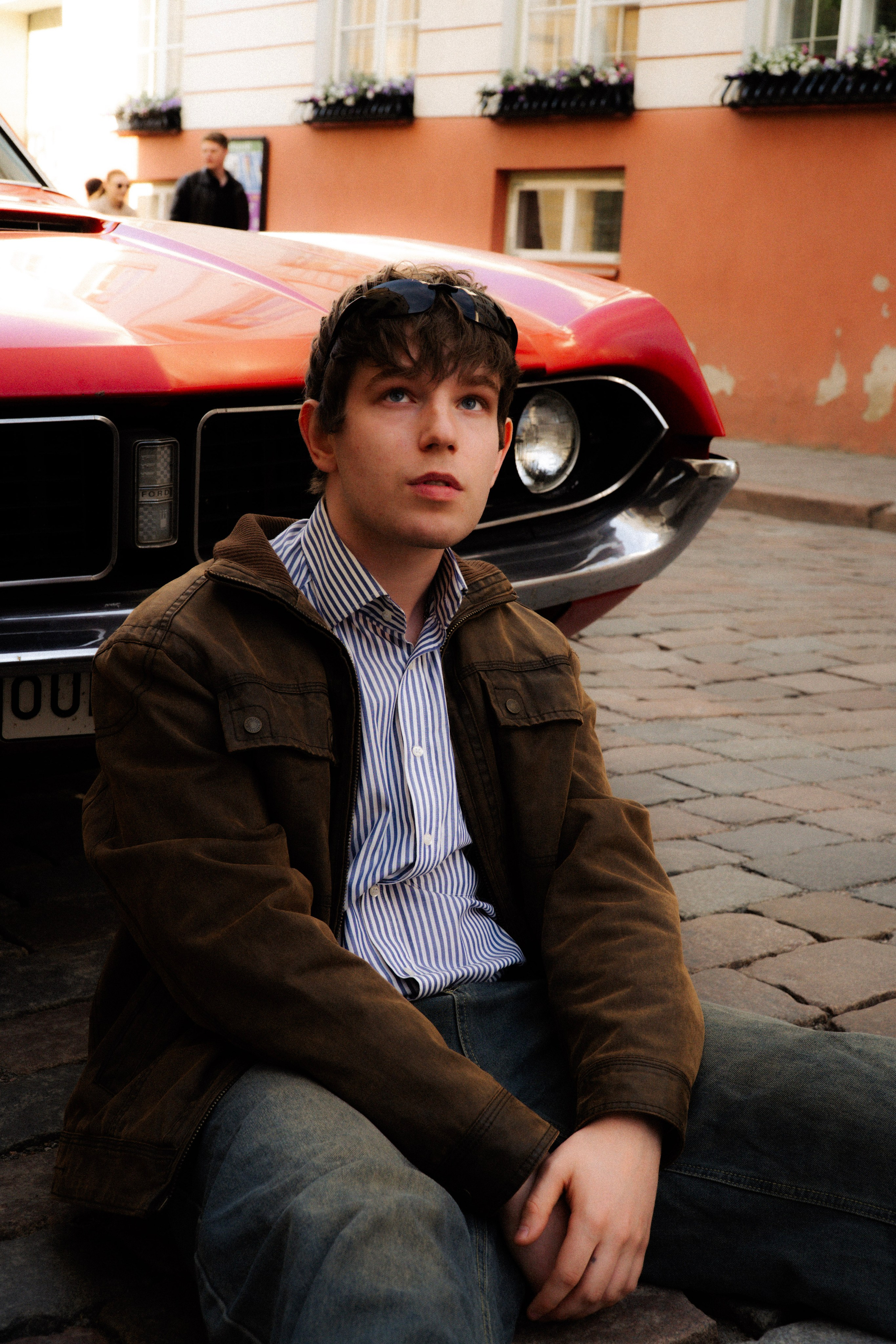 Kaamera ühel või teisel küljel. Meeste ja naiste fotograaf Tallinnas Anna Sipari