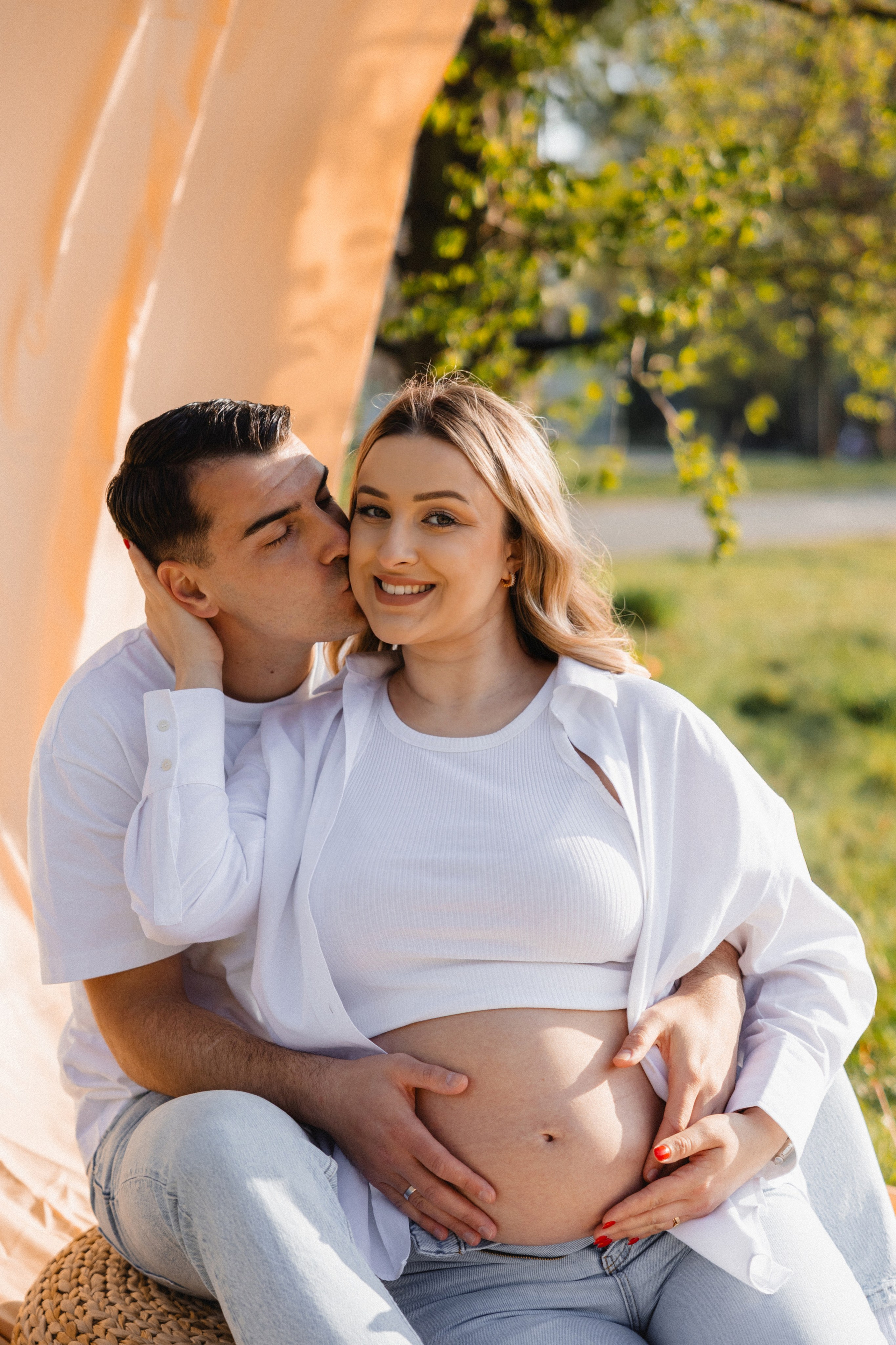 Schwangerschaftsfotos am Kemnader See | Babybauch Shooting Bochum. Hochzeitsfotografin Bochum | Halyna Reiche Fotografie NRW