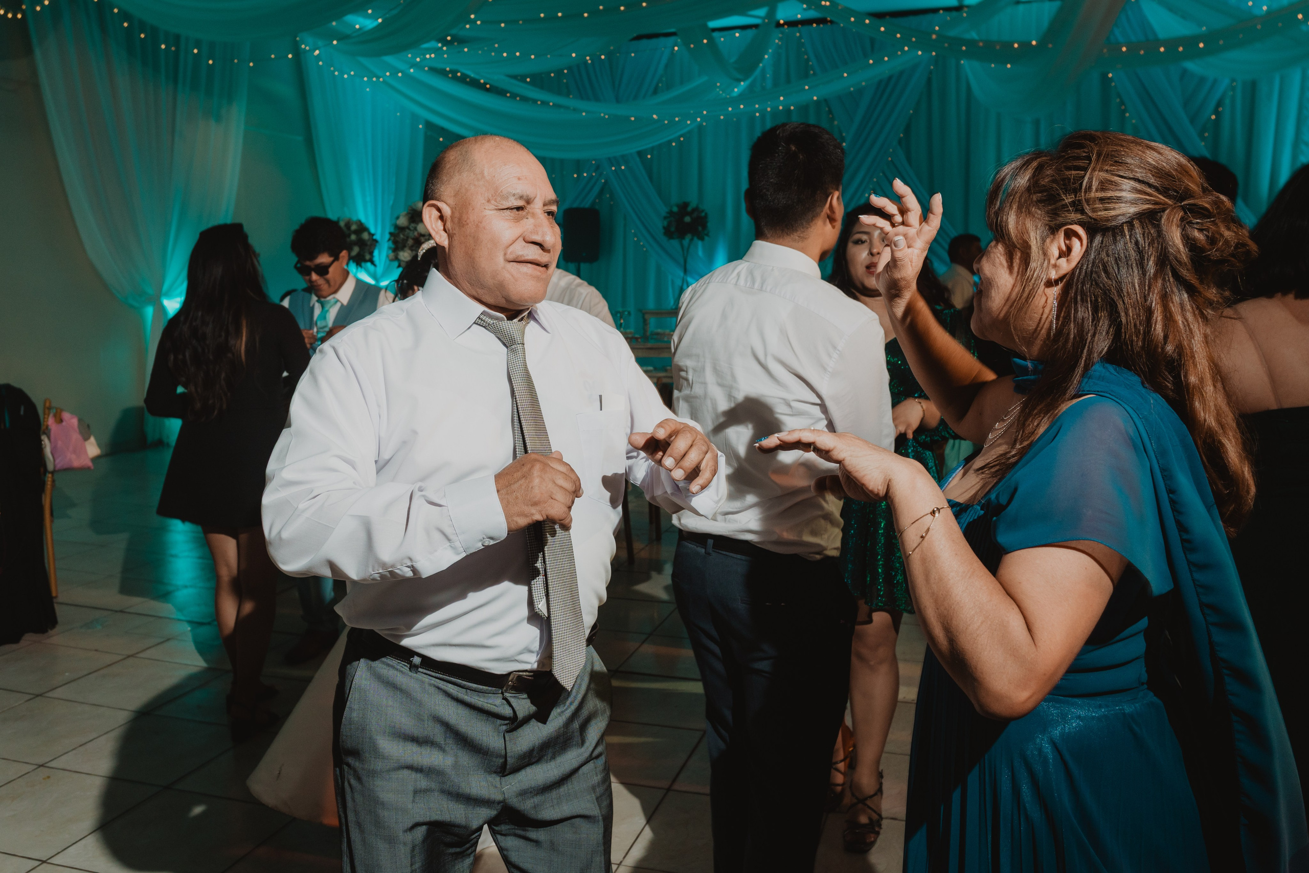 STEISY + EMMANUEL | BODA RELIGIOSA. Studio KVTA | Fotografía y Video de Bodas en Arequipa