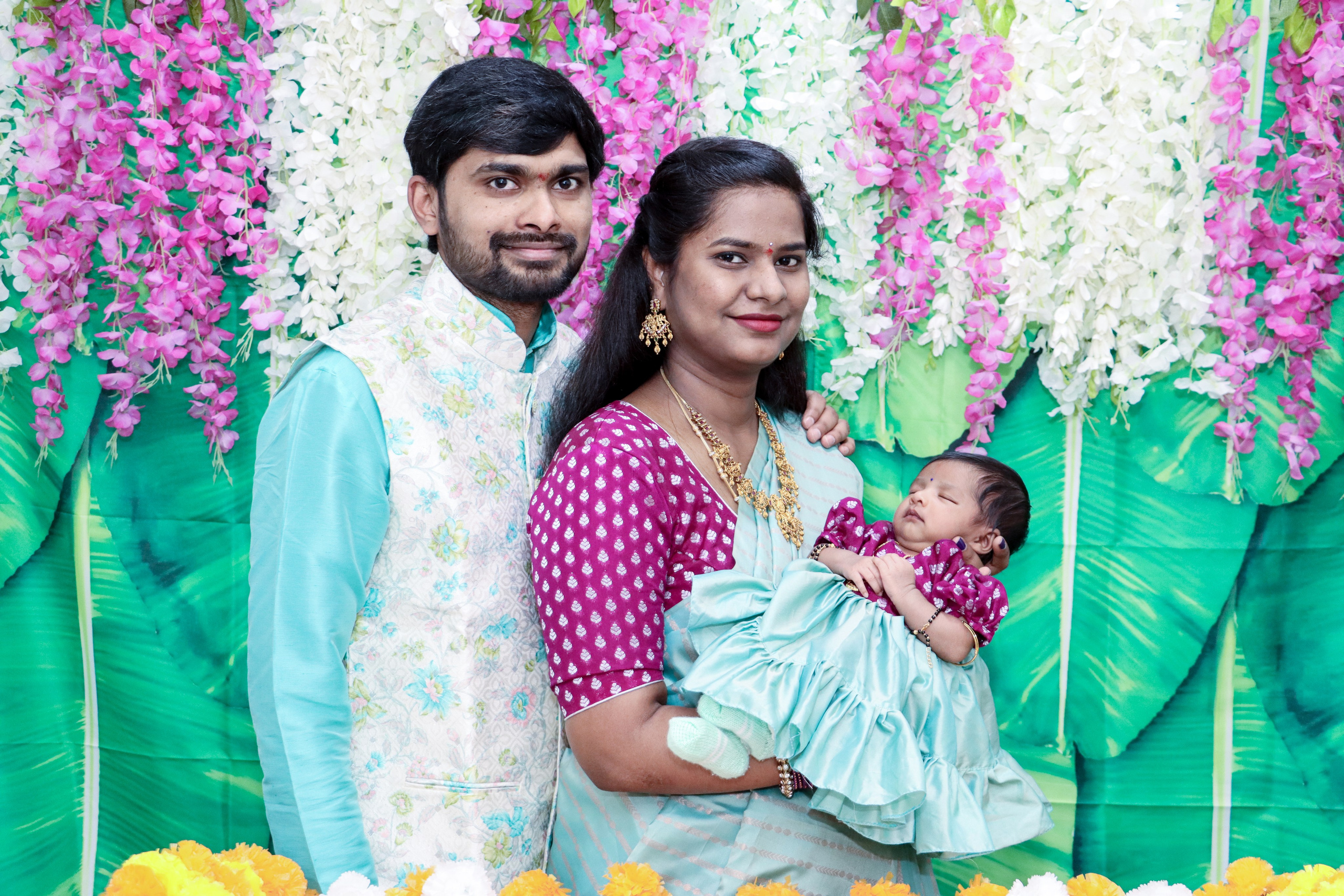 21st Ceremony. MHCreative is family-oriented photographer based in SYDNEY