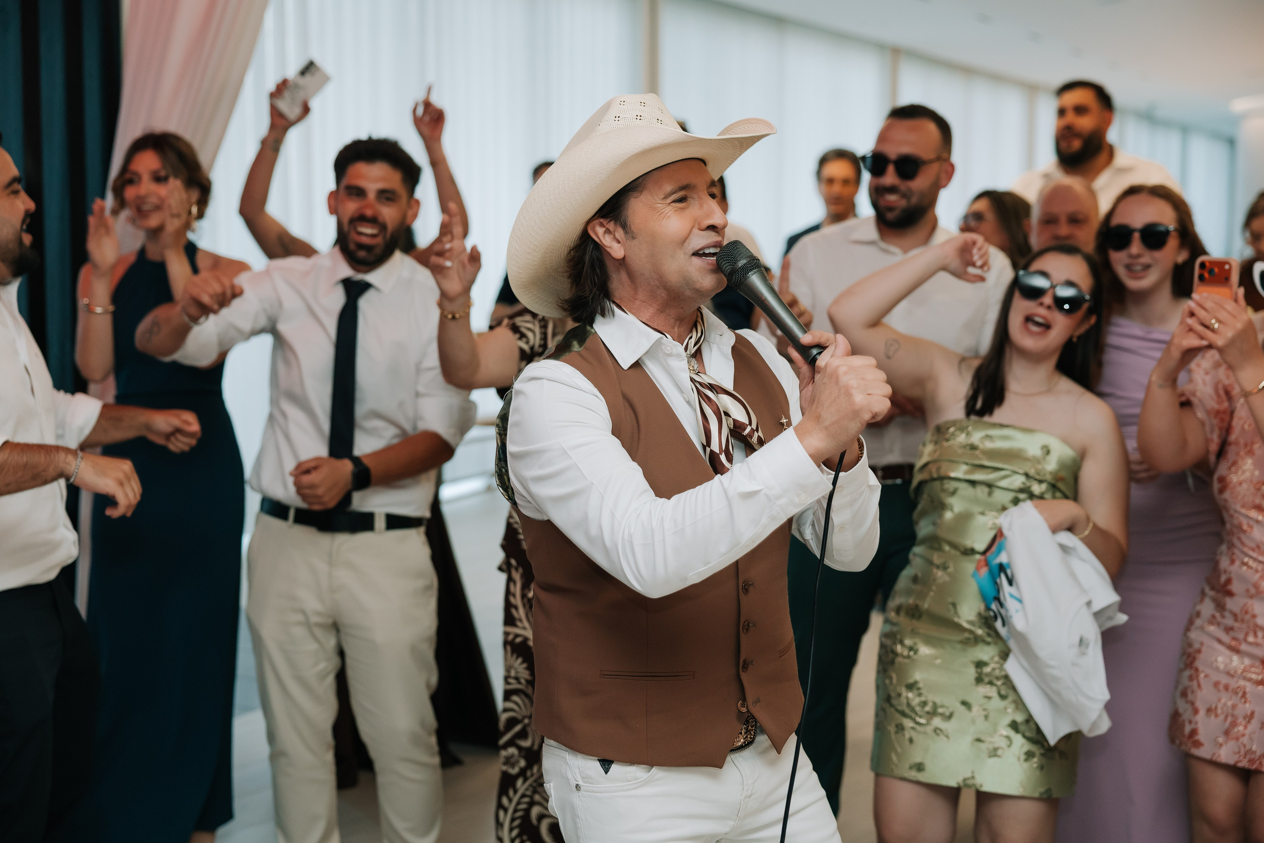EVENTOS & CERIMÓNIAS. TAV — Photographer & Filmmaker