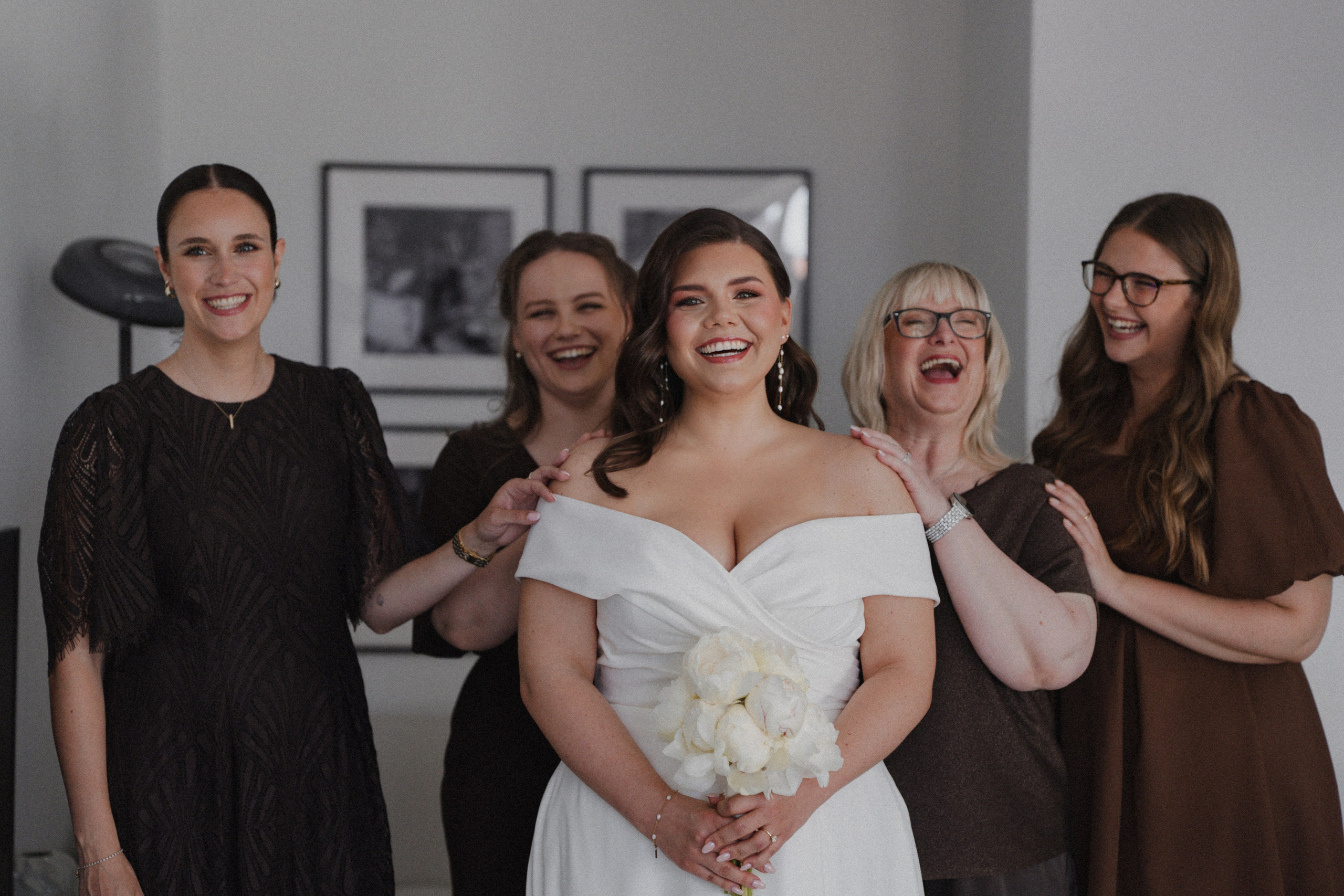 Jessica & Felix I Gesellschaft Harmonie Bochum. Hochzeitsfotografin Bochum | Halyna Reiche Fotografie NRW