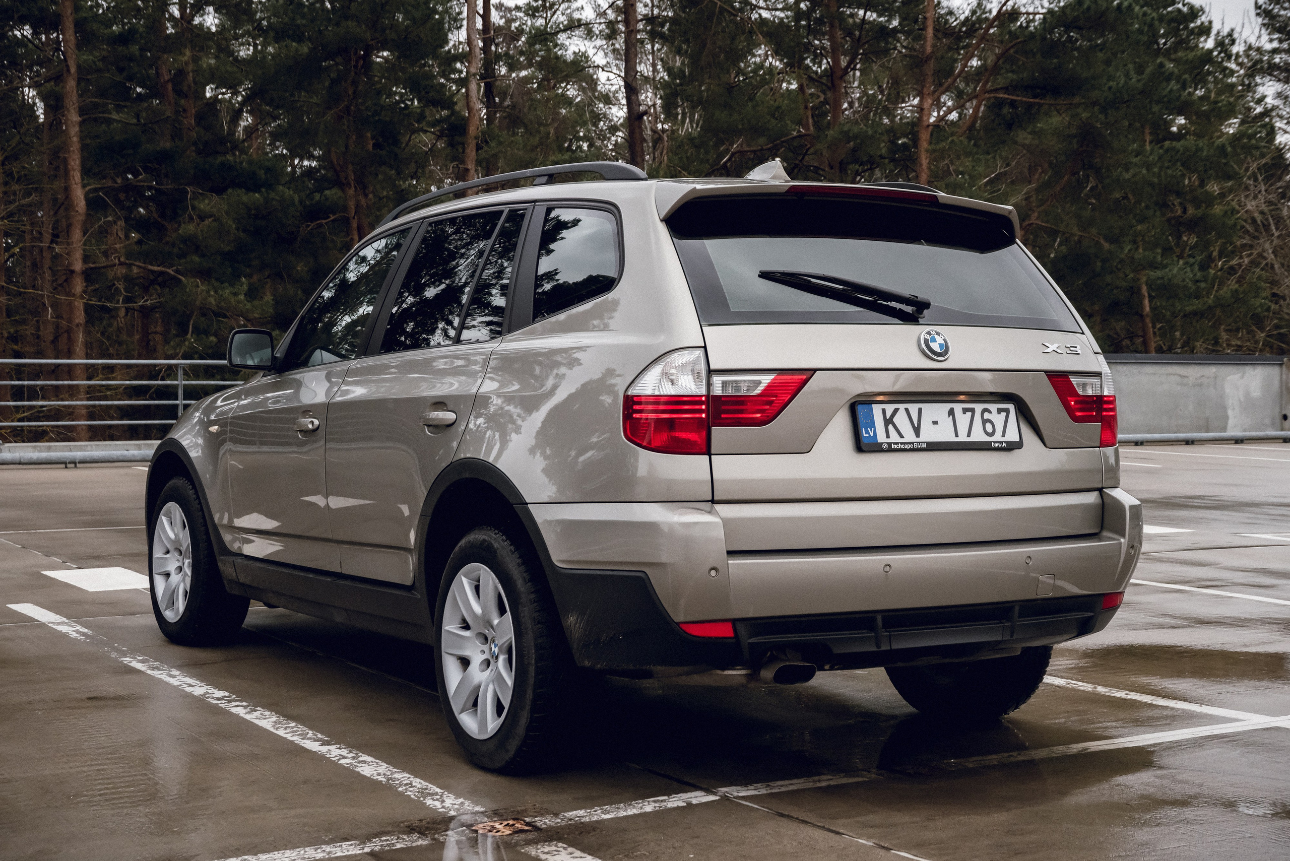 BMW X3. Фотограф в Риге. Семейные, индивидуальные и рекламные фотосессии