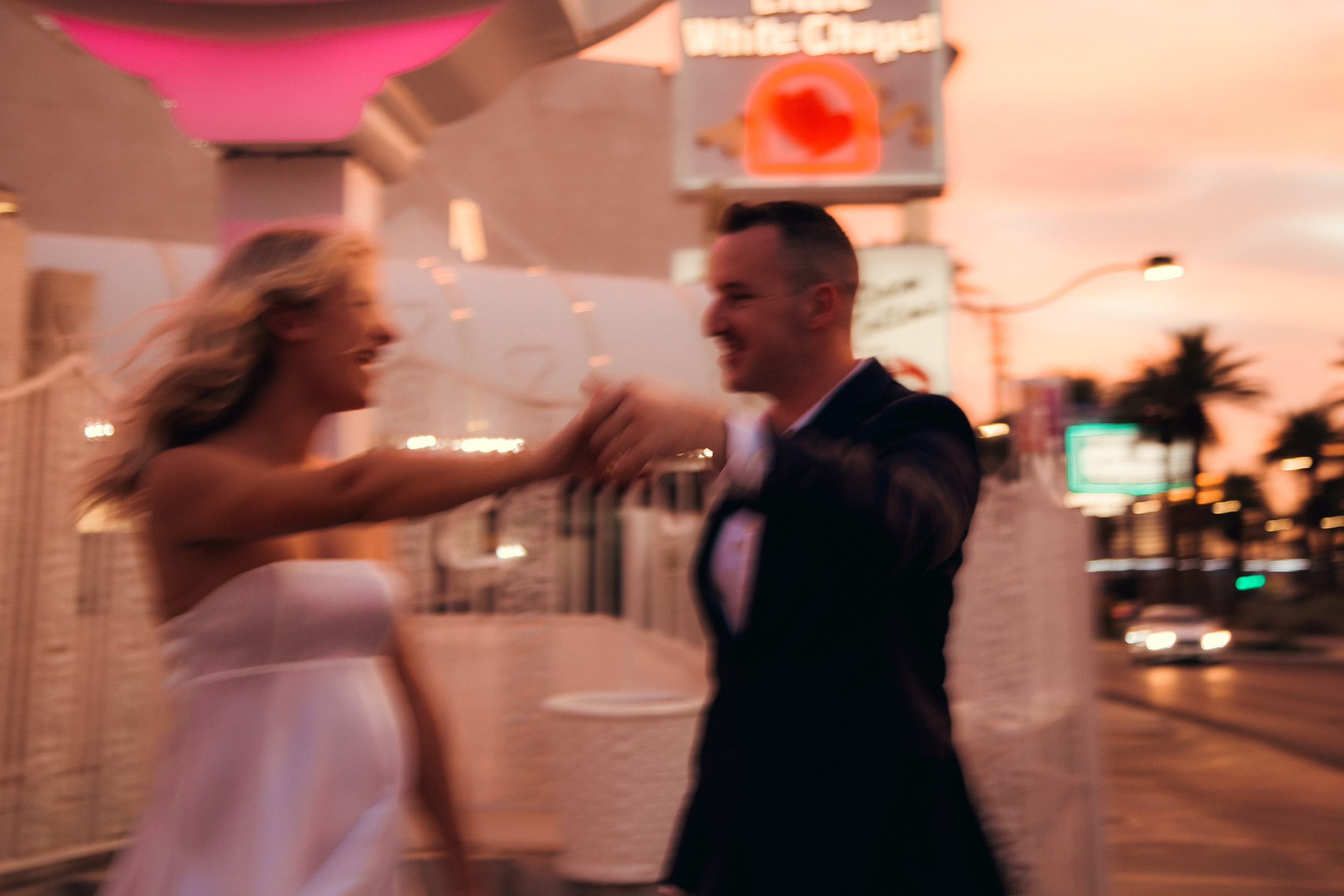 Lauren&Deric. 10.11.24. Wedding & elopement photographer Viktoriya Kravtsov. Las Vegas