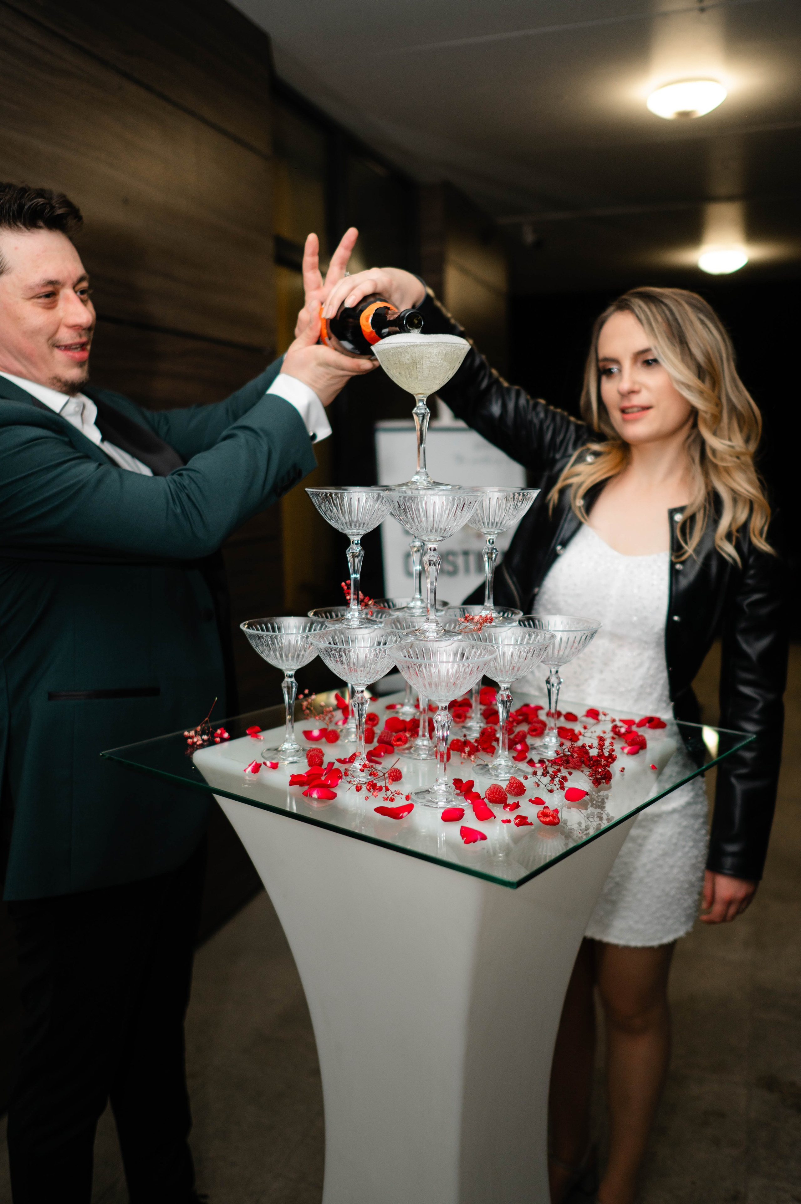 Cristina + Dan | Autumn Wedding. Alexandra Hanu Photographer