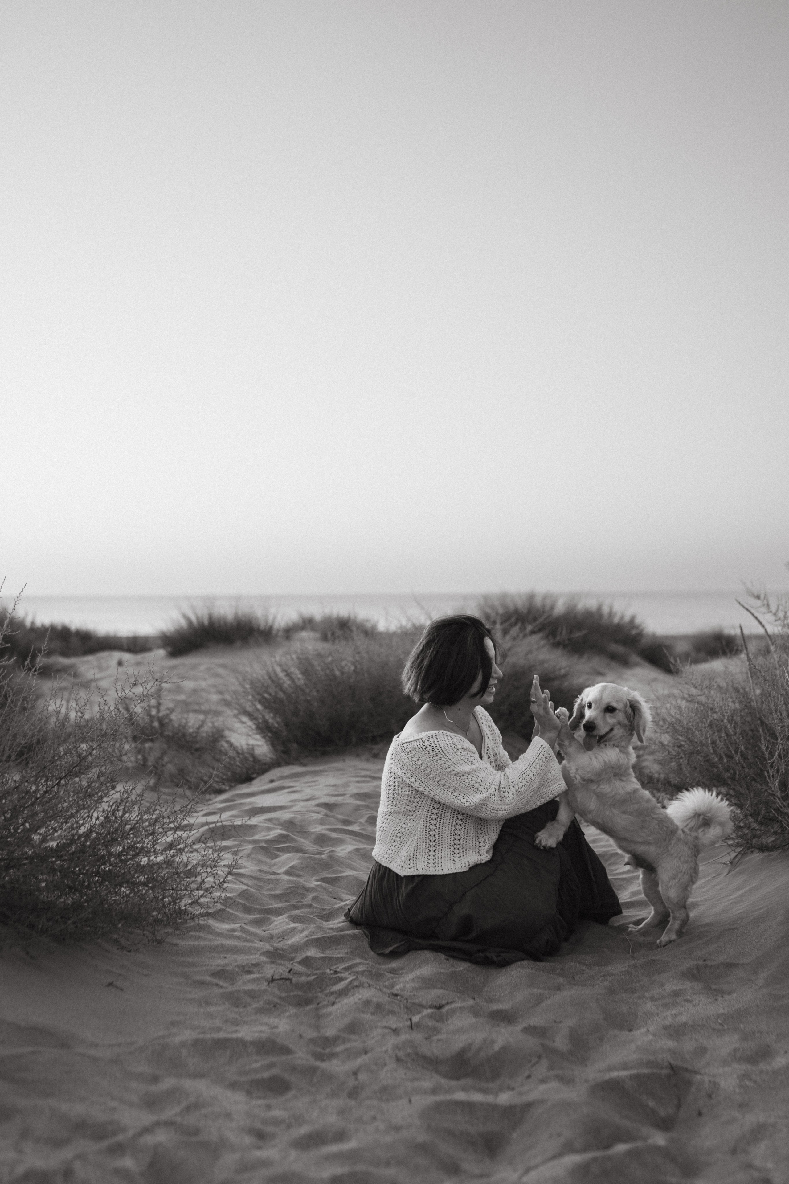 Expecting Javad. Family photographer in Saudi Arabia