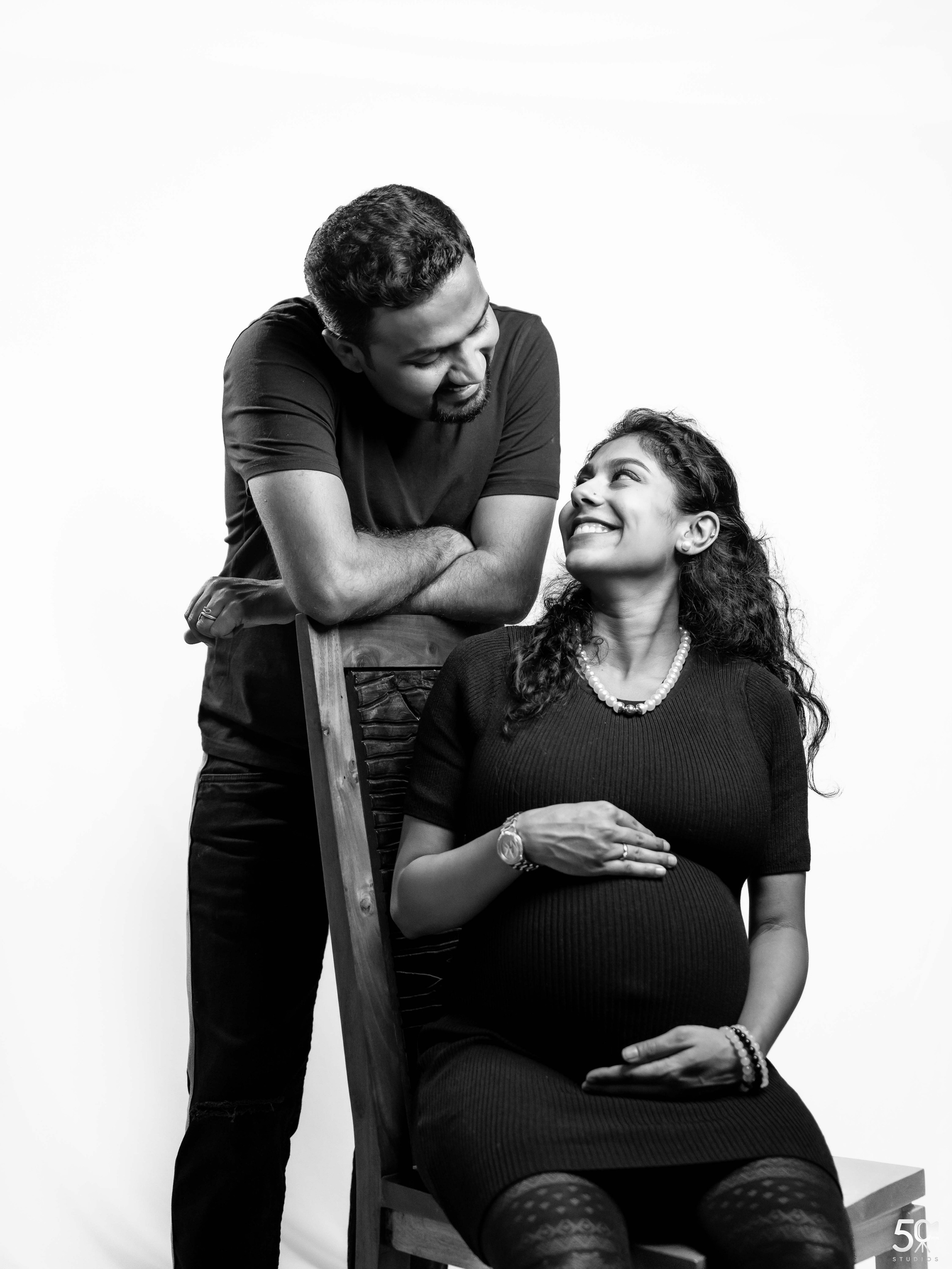 MATERNITY AND BABY SHOOTS. 50mm STUDIOS