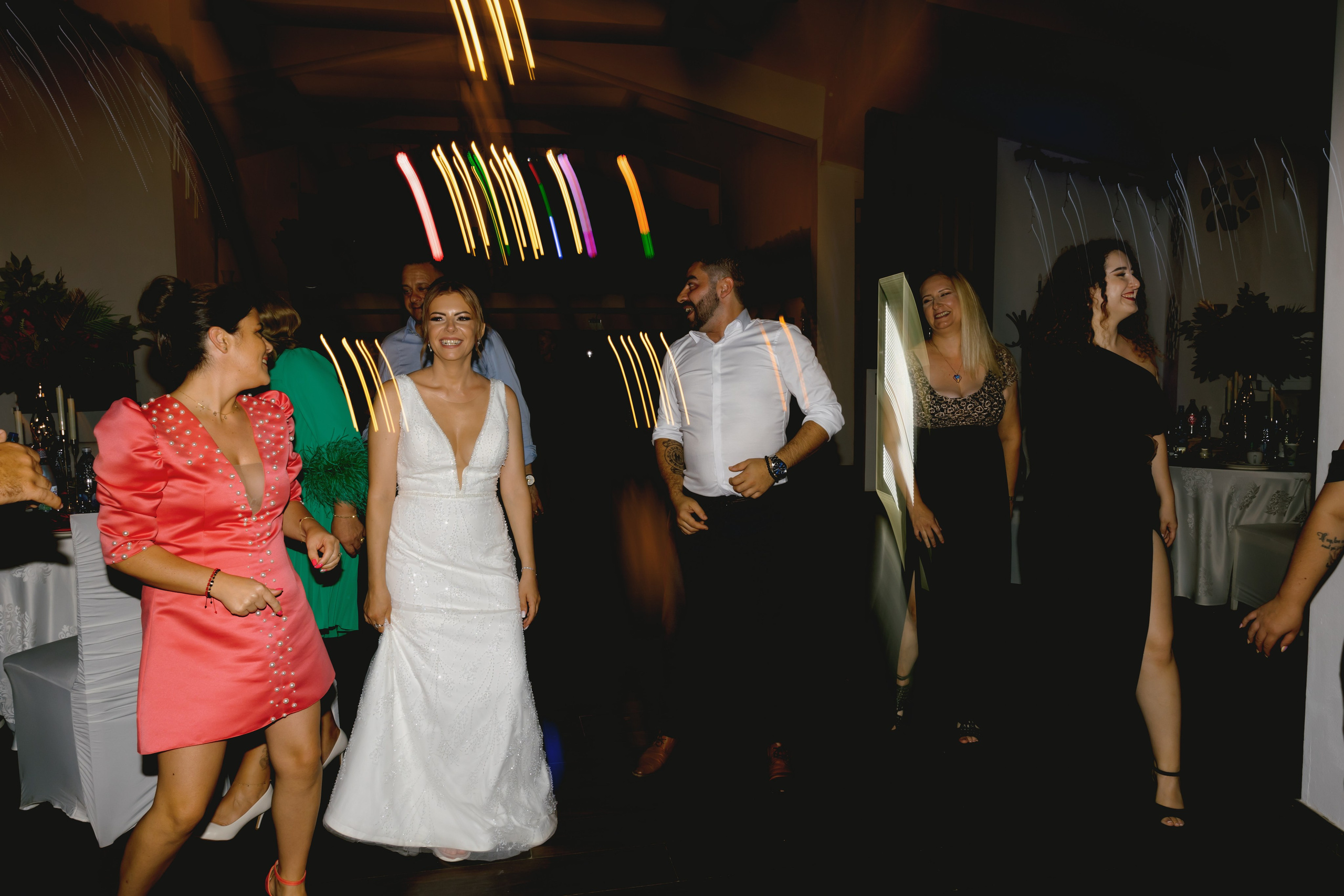 Kristine & Razvan - Rasnov. MDimaFotoStudio. Fotograf de nuntă, evenimente private și de familie