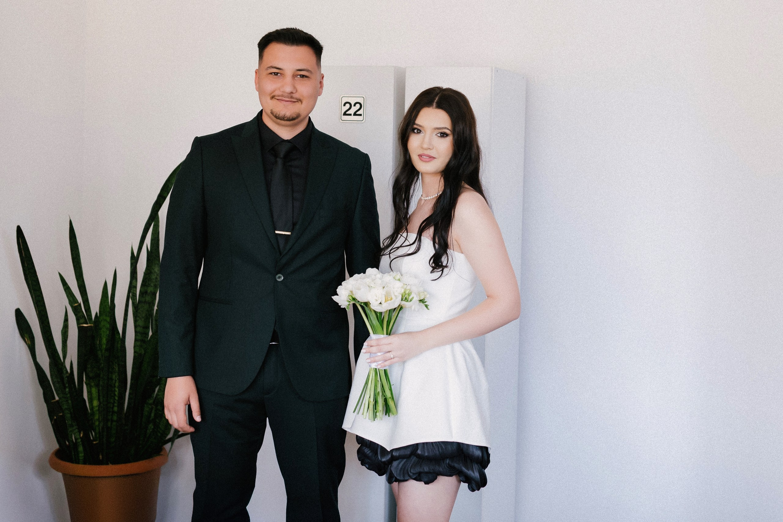 1. Alin Chirilă fotograf stare civilă Cordăreni Botoșani – Răzvan și Andra în ziua cununiei civile, emoții reale surprinse natural2. fotograf stare civilă Cordăreni Botoșani AlinoFotoStudio – miri fericiți după ceremonia civilă alături de familie3. Alin Chirilă fotograf Botoșani – Răzvan și Andra la starea civilă din Cordăreni4. fotograf nuntă Botoșani Alin Chirilă – ședință foto de cuplu în grădina de vară Casa Lux5. AlinoFotoStudio fotograf stare civilă Botoșani – portrete romantice cu Răzvan și Andra după cununia civilă6. fotograf evenimente Botoșani Alin Chirilă – miri și nași la restaurant Indigo - Casa Lux7. fotograf Cordăreni Botoșani – moment emoționant la semnarea actelor de căsătorie surprins de Alin Chirilă8. Alin Chirilă povestitor prin fotografie – stare civilă elegantă în județul Botoșani9. fotograf cununie civilă Botoșani – cadre naturale cu familia și apropiații la Casa Lux10. AlinoFotoStudio fotograf nuntă Botoșani – Răzvan și Andra la începutul unei noi povești de iubire - fotograf-Botoșani-fotograf-nuntă-Botoșani-fotograf-evenimente-Botoșani-servicii-foto-video-Botoșani-cununie-civilă-Cordăreni-Alin-Chirilă-fotograffotograf-nuntă-Botoșani-fotograf-stare-civilă-Botoșani-fotograf-Cordăreni-fotograf-evenimente-AlinoFotoStudioservicii-foto-video-Botoșani-fotograf-profesionist-Botoșani-fotograf-cununie-civilă-fotograf-nuntă-Cordărenifotograf-evenimente-Botoșani-fotograf-botez-Botoșani-fotograf-nuntă-Botoșani-Alin-Chirilă-povestitor-prin-fotografiefotograf-Botoșani-fotograf-Suceava-fotograf-Iași-fotograf-nuntă-moldova-servicii-foto-videofotograf-cununie-civilă-Botoșani-fotograf-stare-civilă-Cordăreni-fotograf-miri-Botoșanifotograf-restaurante-Botoșani-fotograf-Casa-Lux-Botoșani-fotograf-petrecere-eveniment-BotoșaniAlinoFotoStudio-fotograf-Botoșani-fotograf-nuntă-premium-fotograf-evenimente-private-Botoșanifotograf-nuntă-ieftin-Botoșani-fotograf-bun-Botoșani-fotograf-recomandat-Botoșani-servicii-fotofotograf-miri-Botoșani-fotograf-love-story-Botoșani-fotograf-ședință-foto-Botoșani-fotograf-cuplu