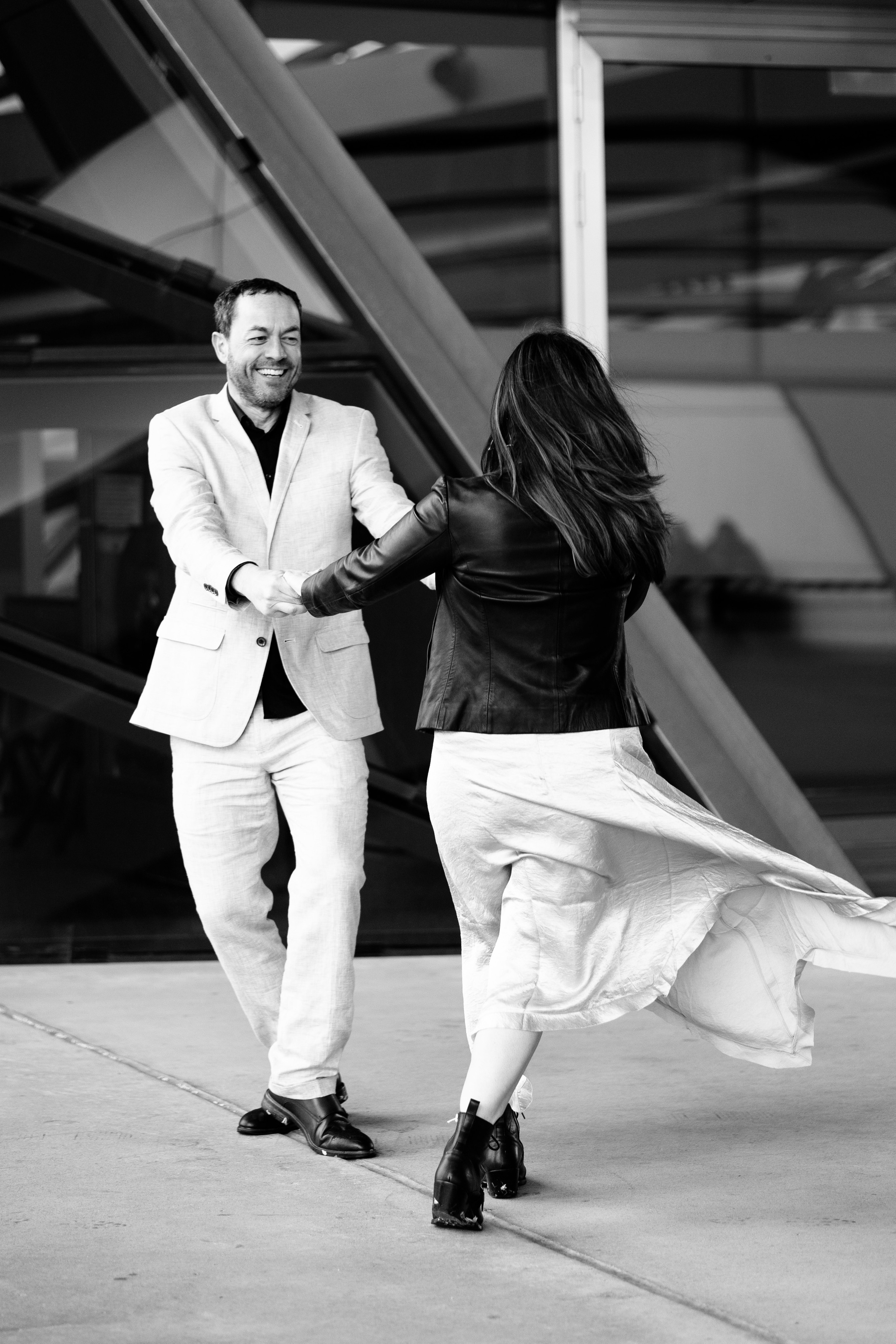 Black and white. Photographer in Munich