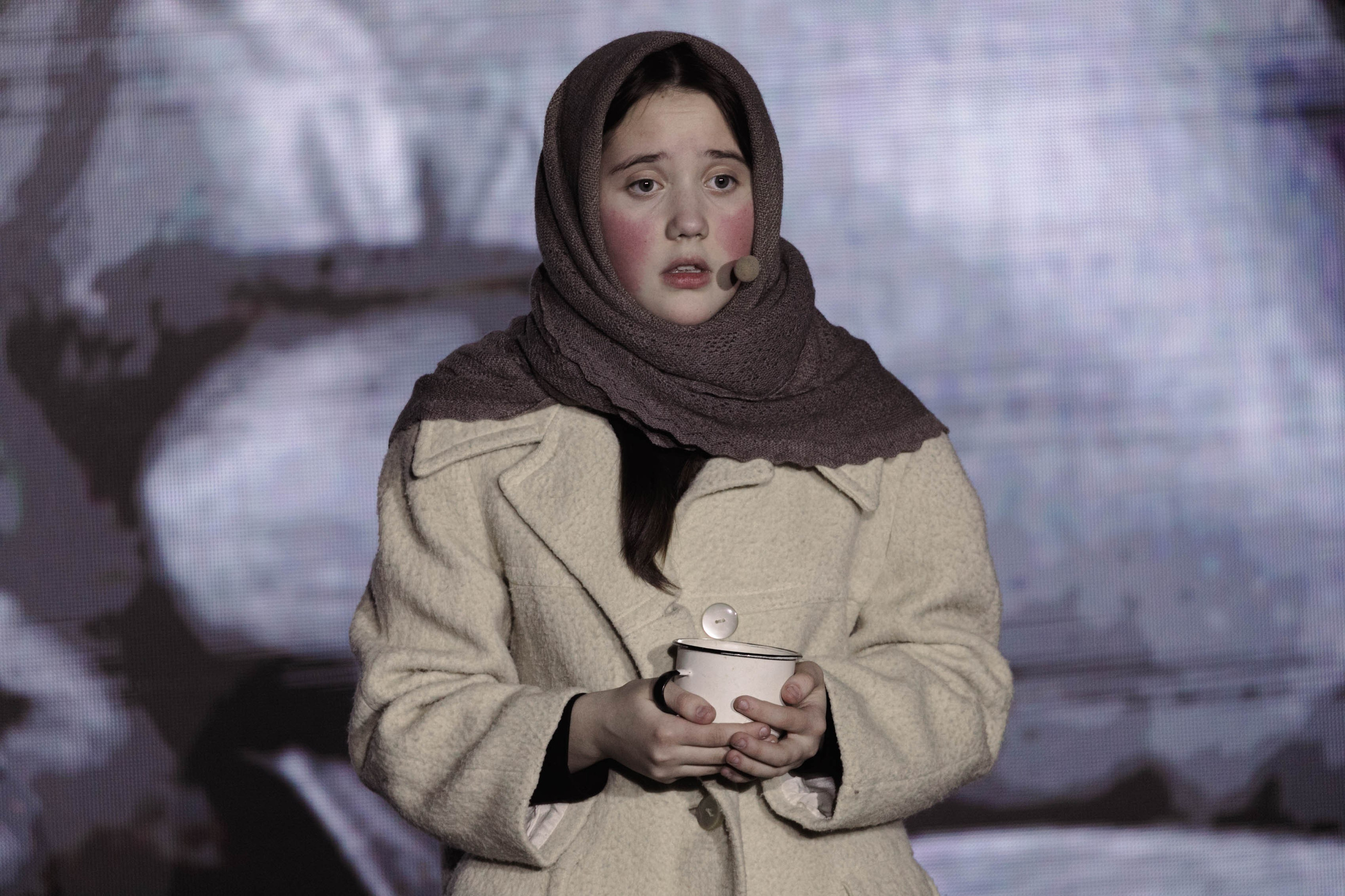 Спектакль "Узелки блокадной памяти", студия художественного слова "Начало", 2024 г. Фотограф: Адмакина Дарья