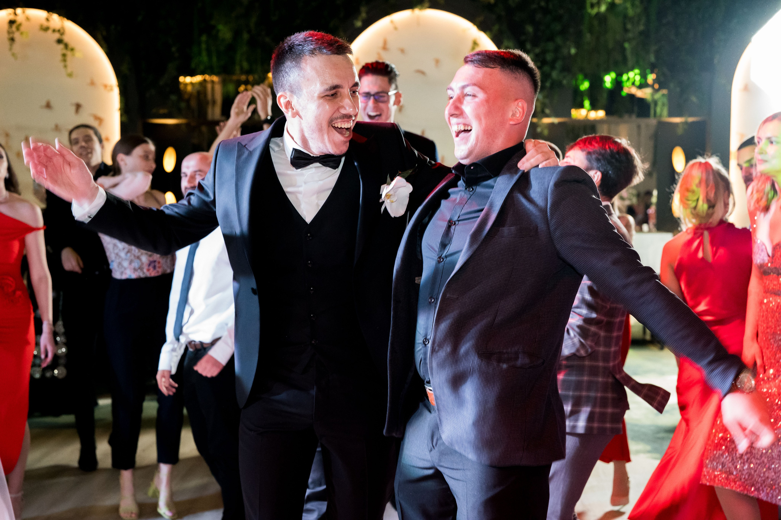 PARTY. Gabriel Florea — Fotograf nuntă București