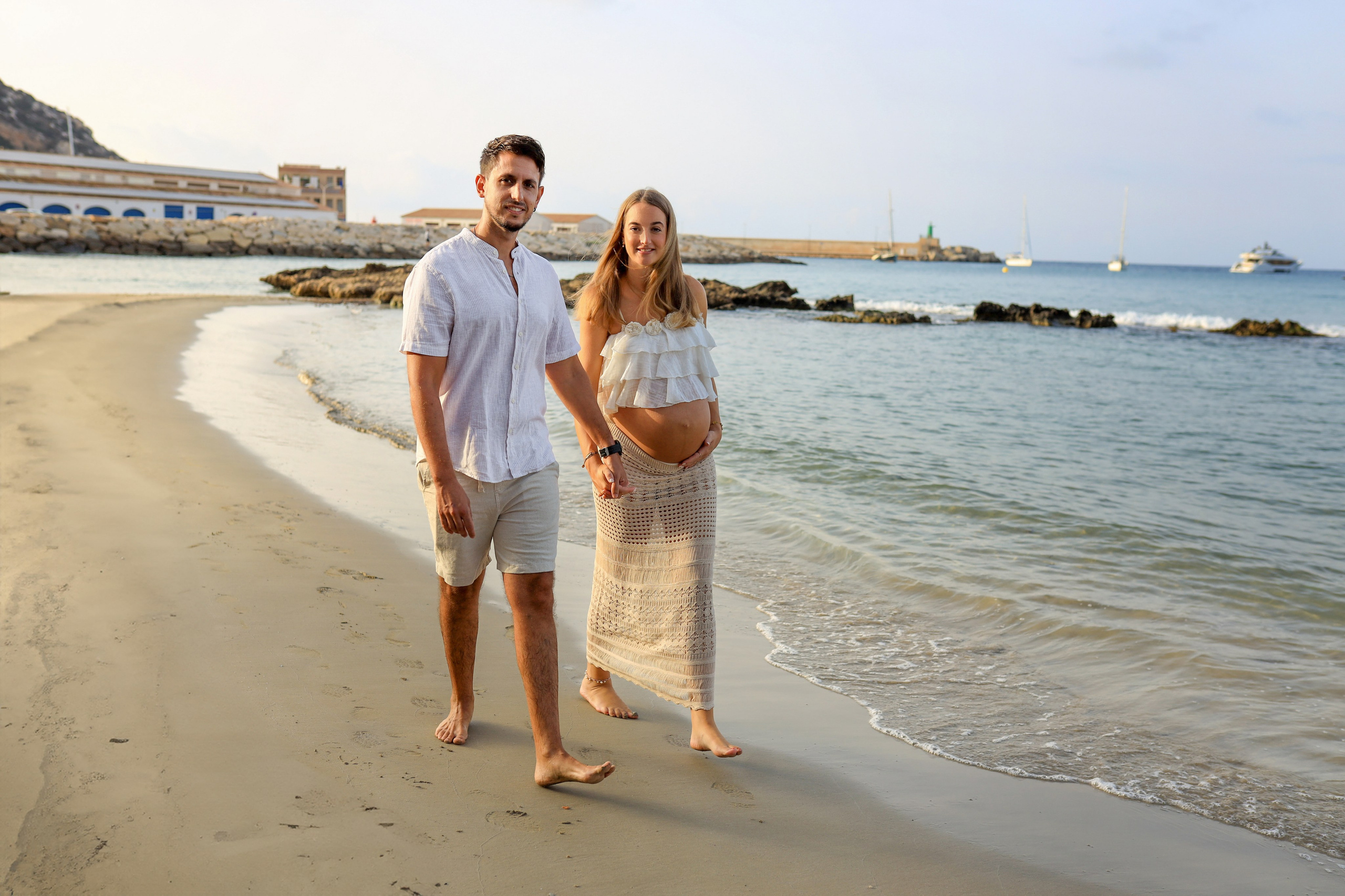 Maternity photoshoot. Wedding and family photographer in Altea, Valencia, Alicante, Benidorm