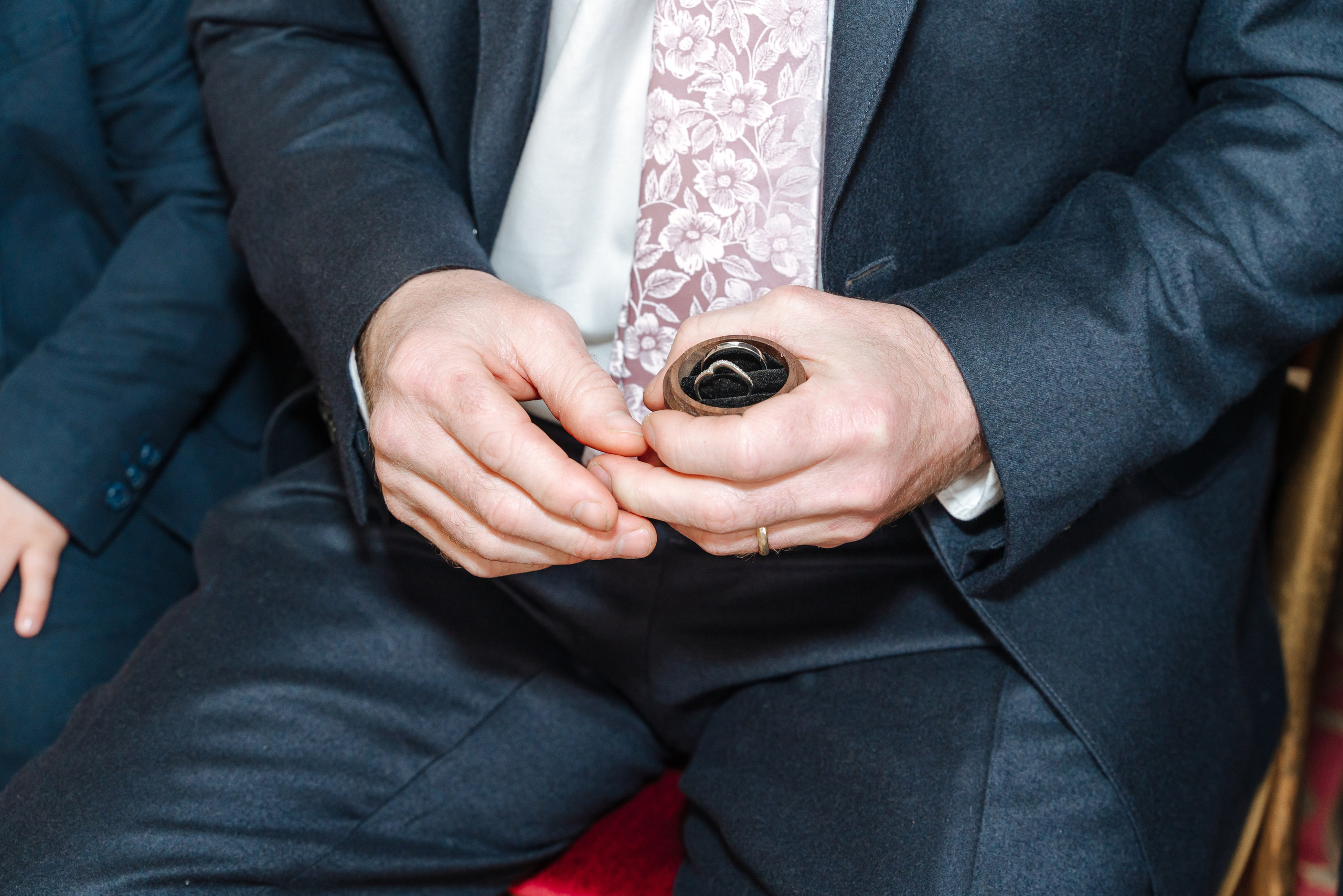 Luke and Nicola’s wedding at Danson House. Photographer in England Ekaterina Romanova