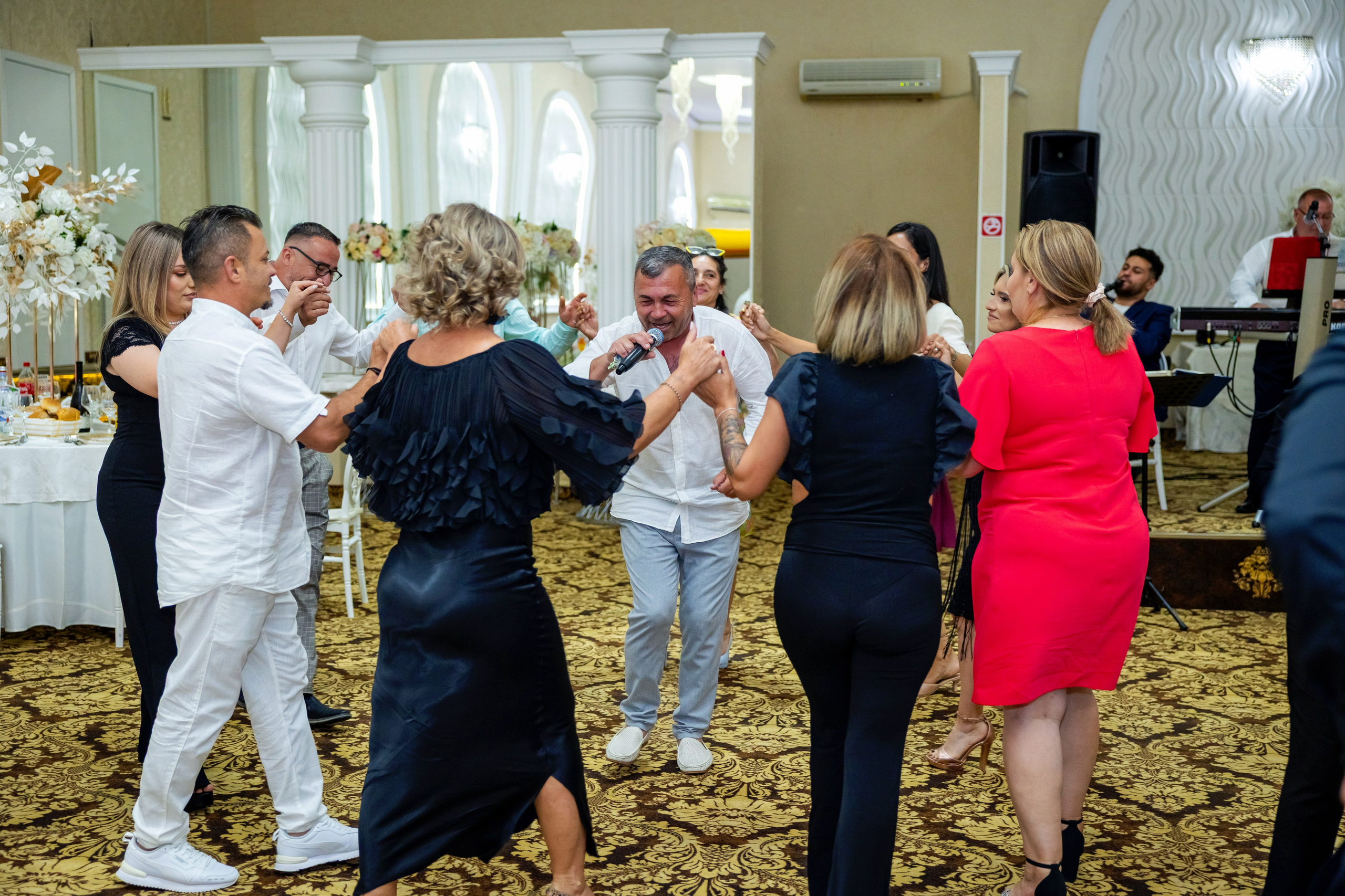 Andrei Damian. Moments By Gub