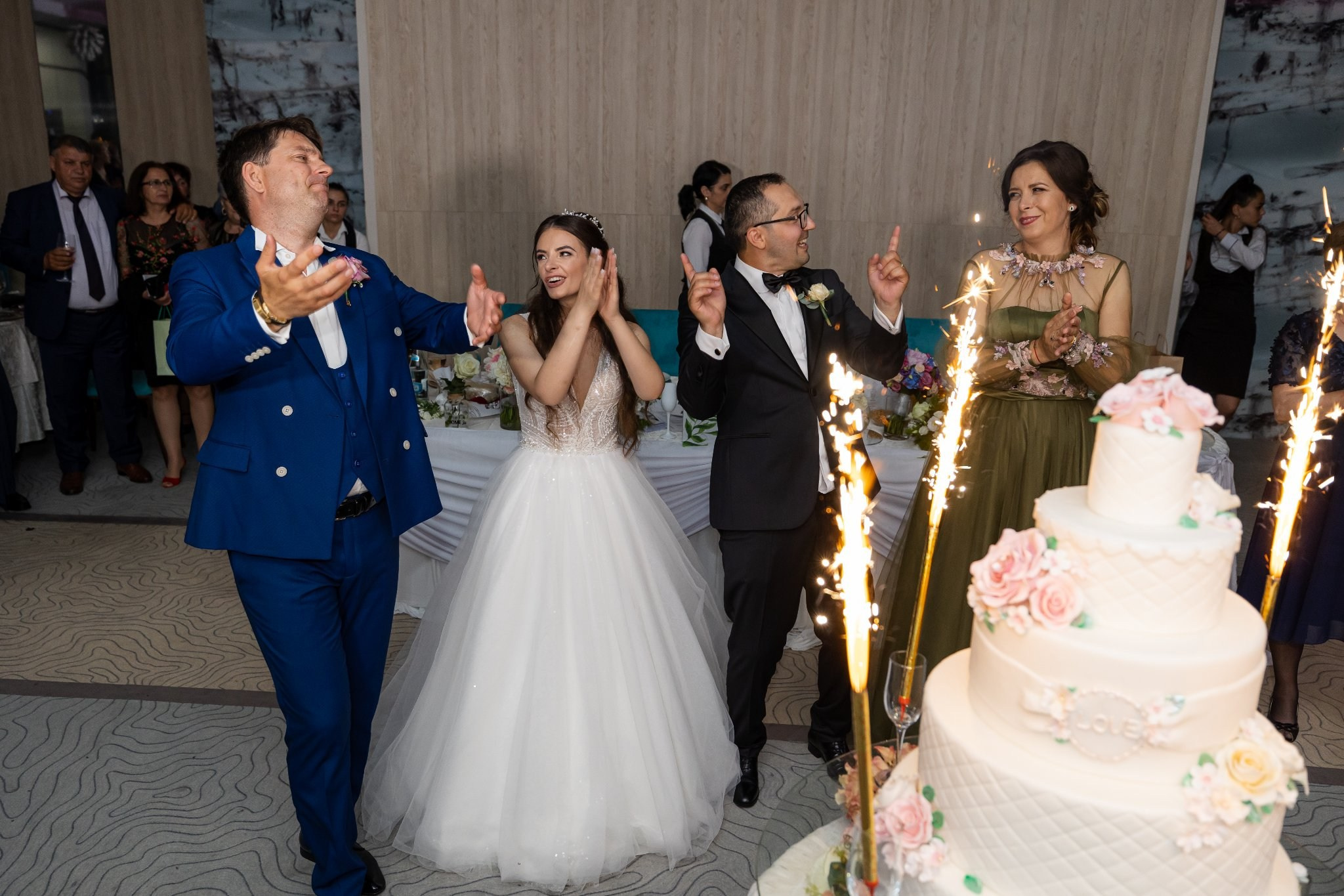 Laurentiu si Ilenca. Fotograf Nuntă Constanța - Moments by Gub