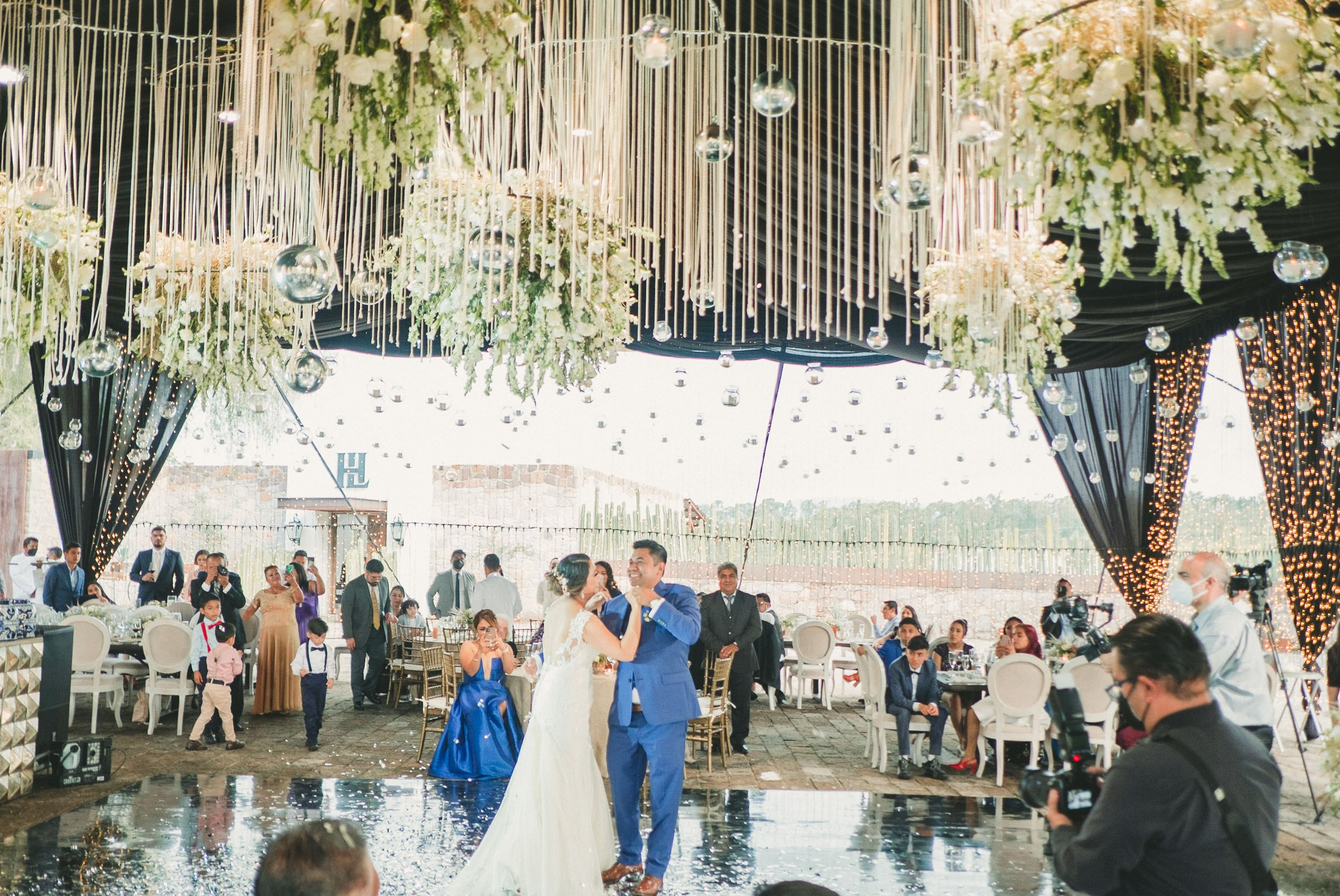 Diana y Saul. Wedding and family photographer in Mexico City