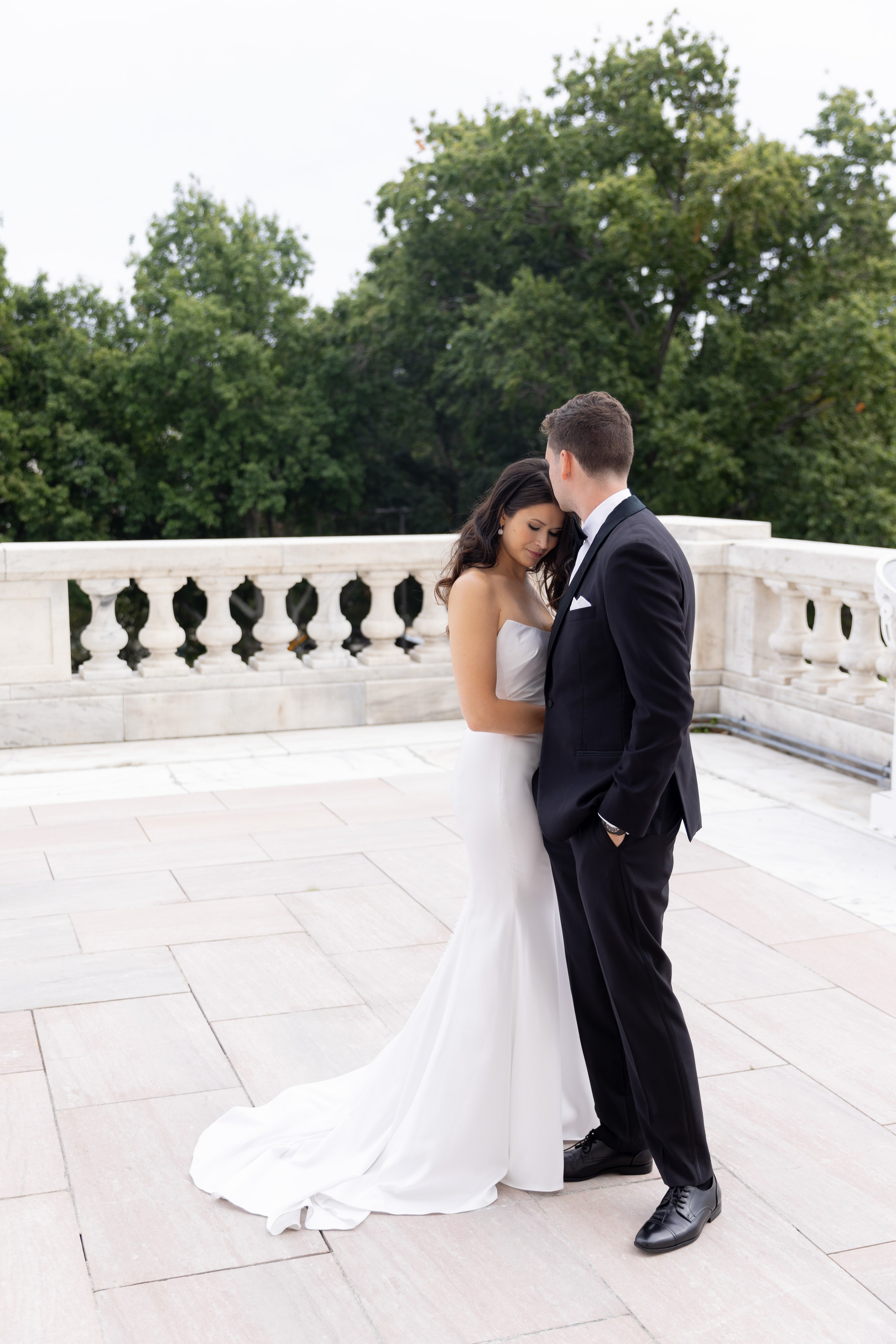 In the Heart of Providence. Rhode Island Wedding Photographer Tati Simpson
