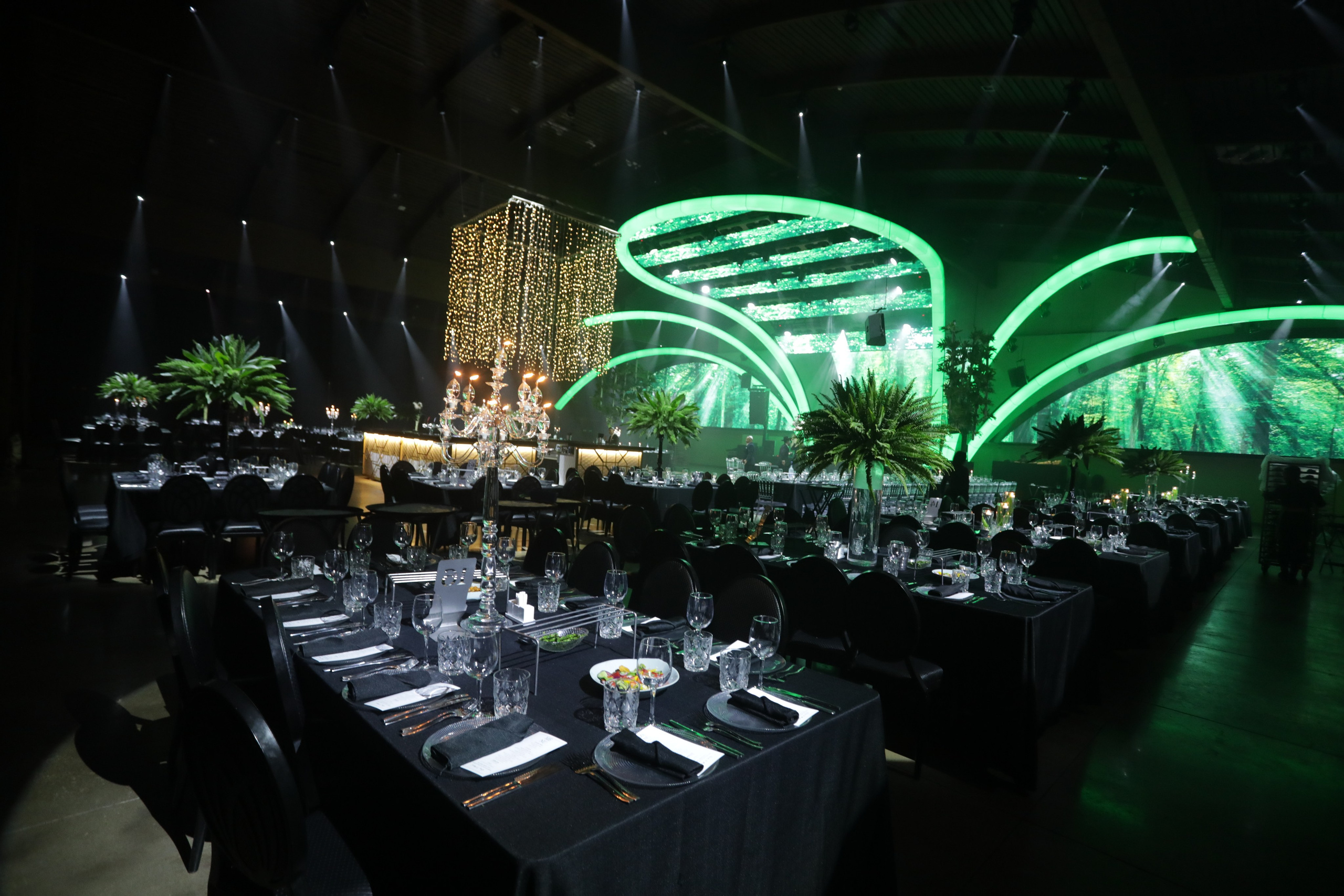 עיצובים. Wedding and events photographers Studio Shalom