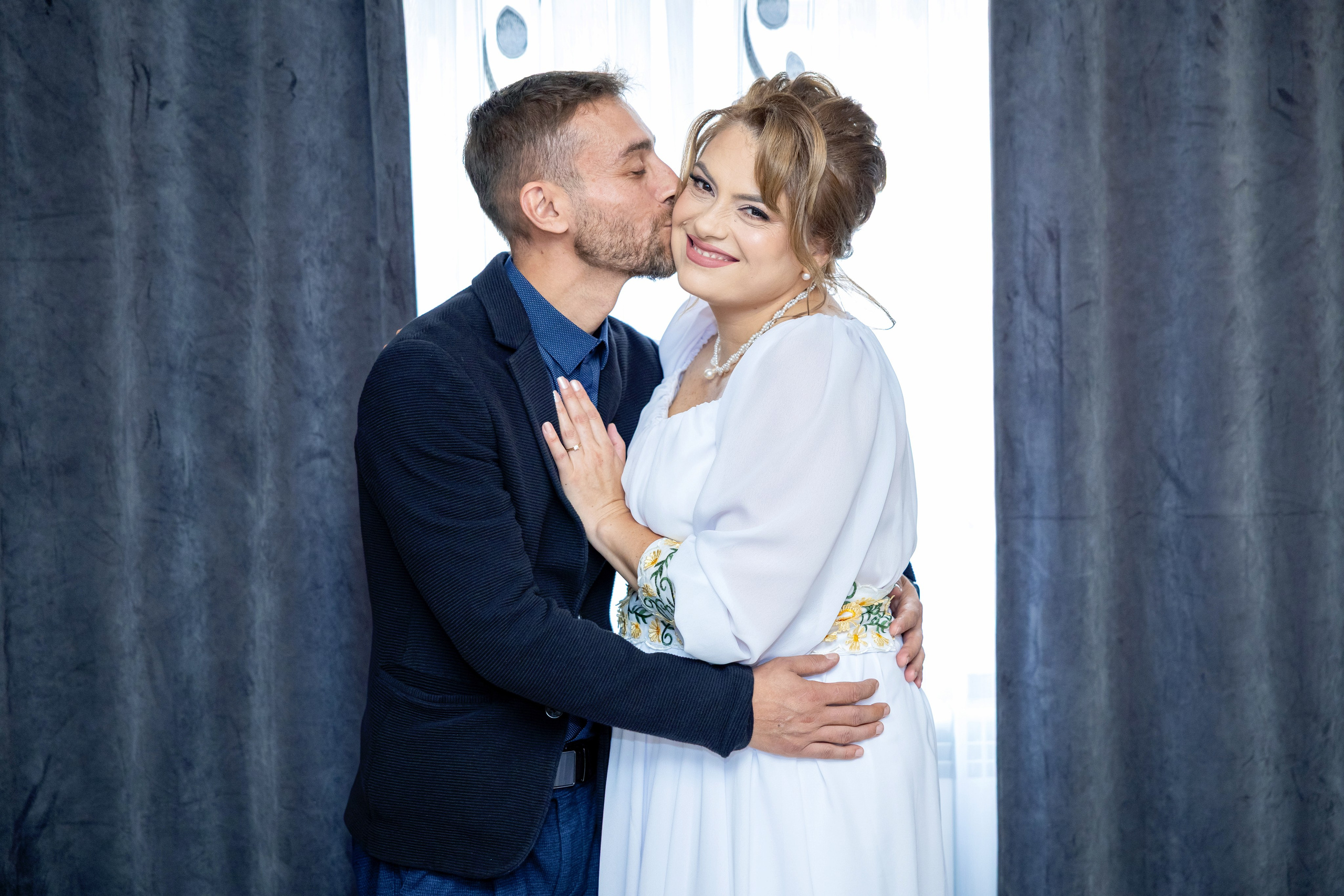 Andrei Sebastian. Moments By Gub