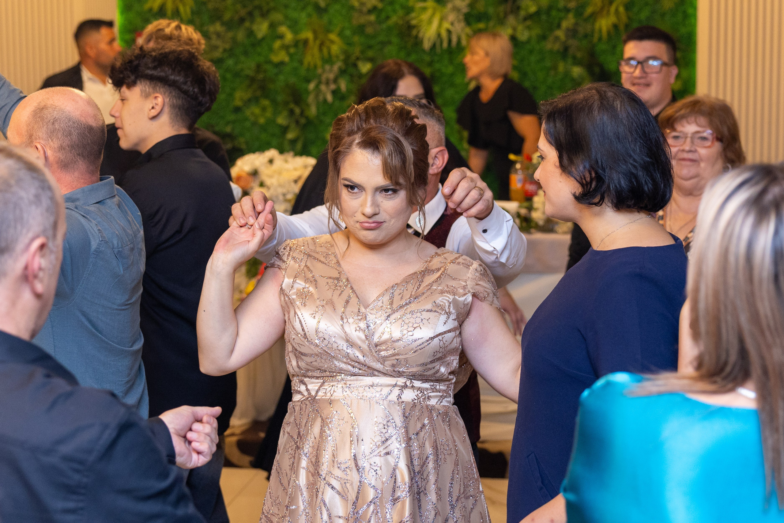 Andrei Sebastian. Moments By Gub