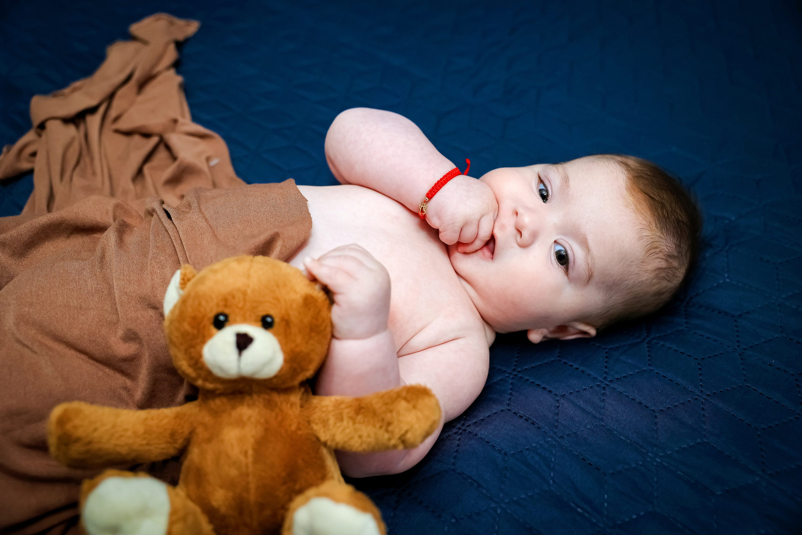 Andrei Damian. Moments By Gub