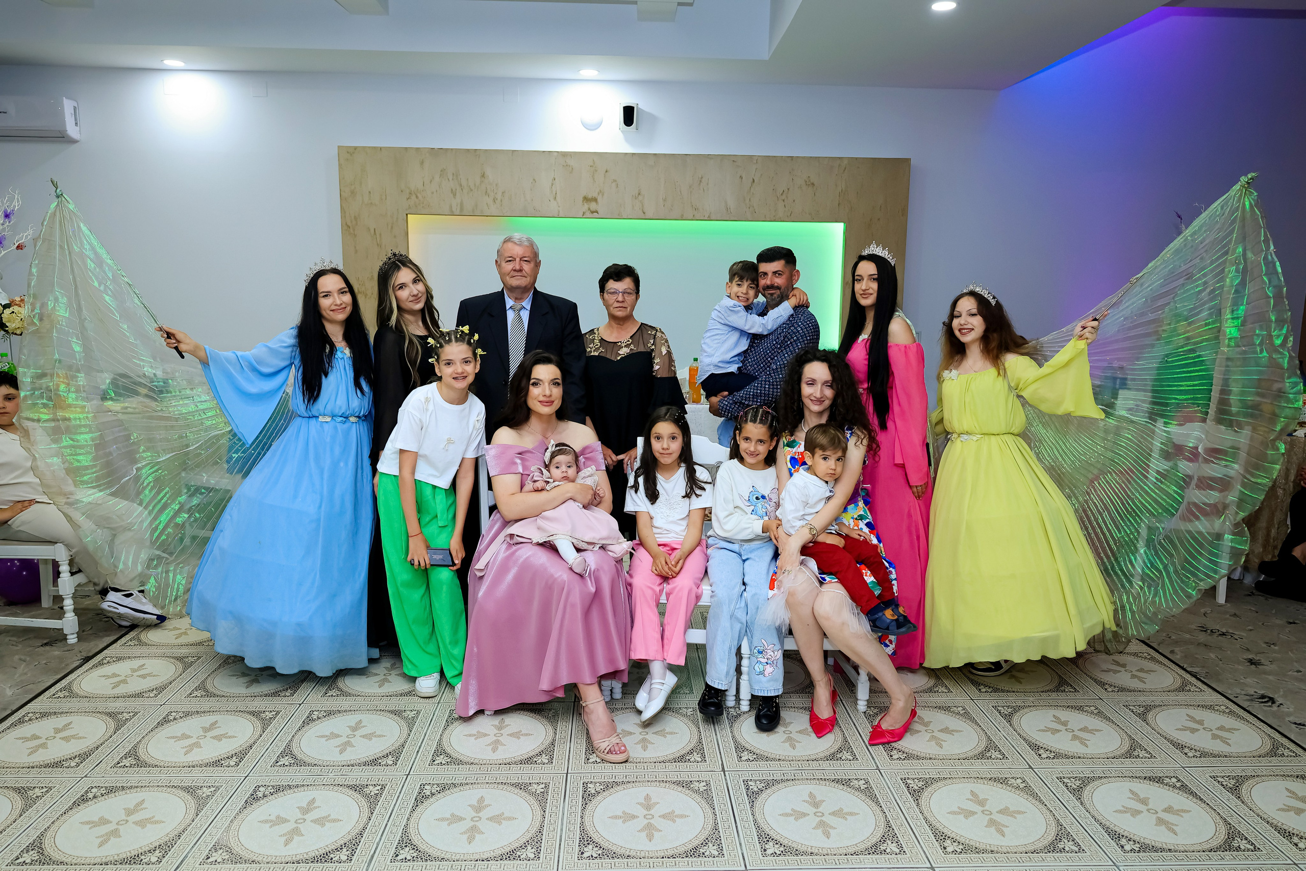 Iris Stefania. Moments By Gub