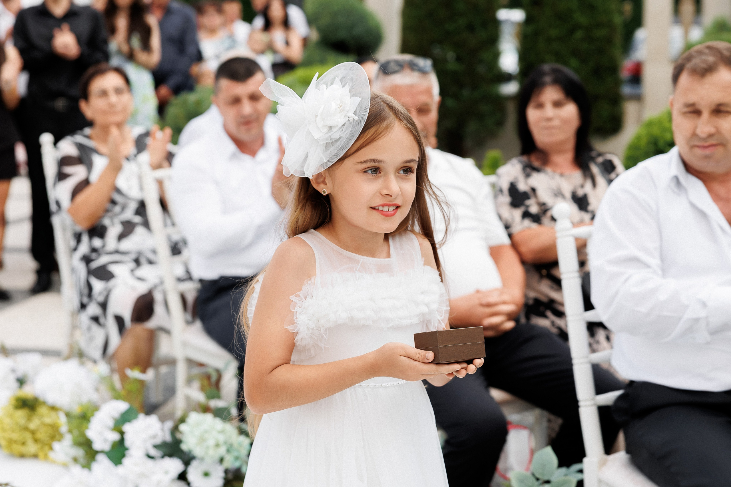 Eugen & Livia — Grand Elysee — Wedding Day. Servicii Foto și Video 067188353