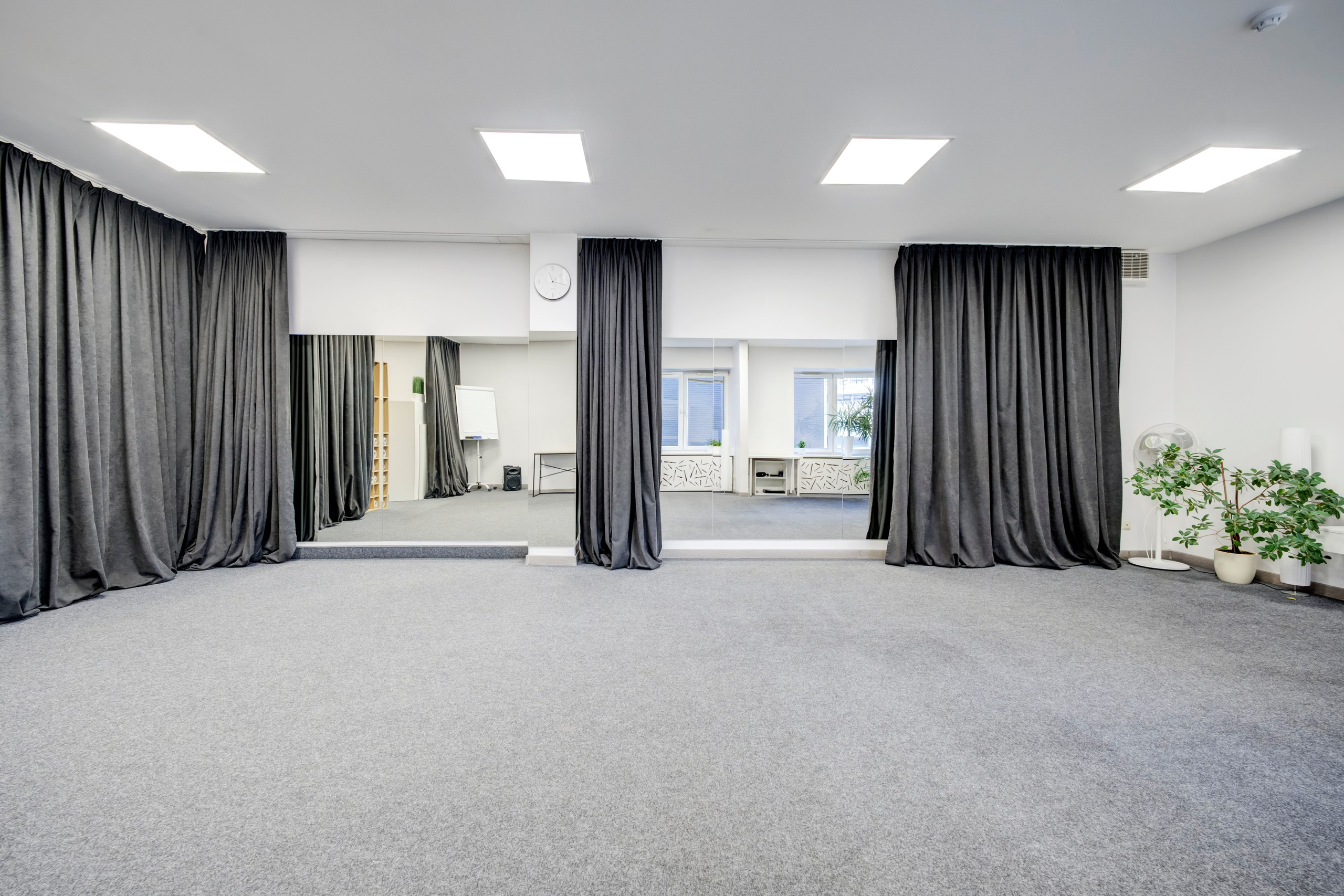 Saltoniškių g. 31. Elina Sapiega fotografė Vilniuje