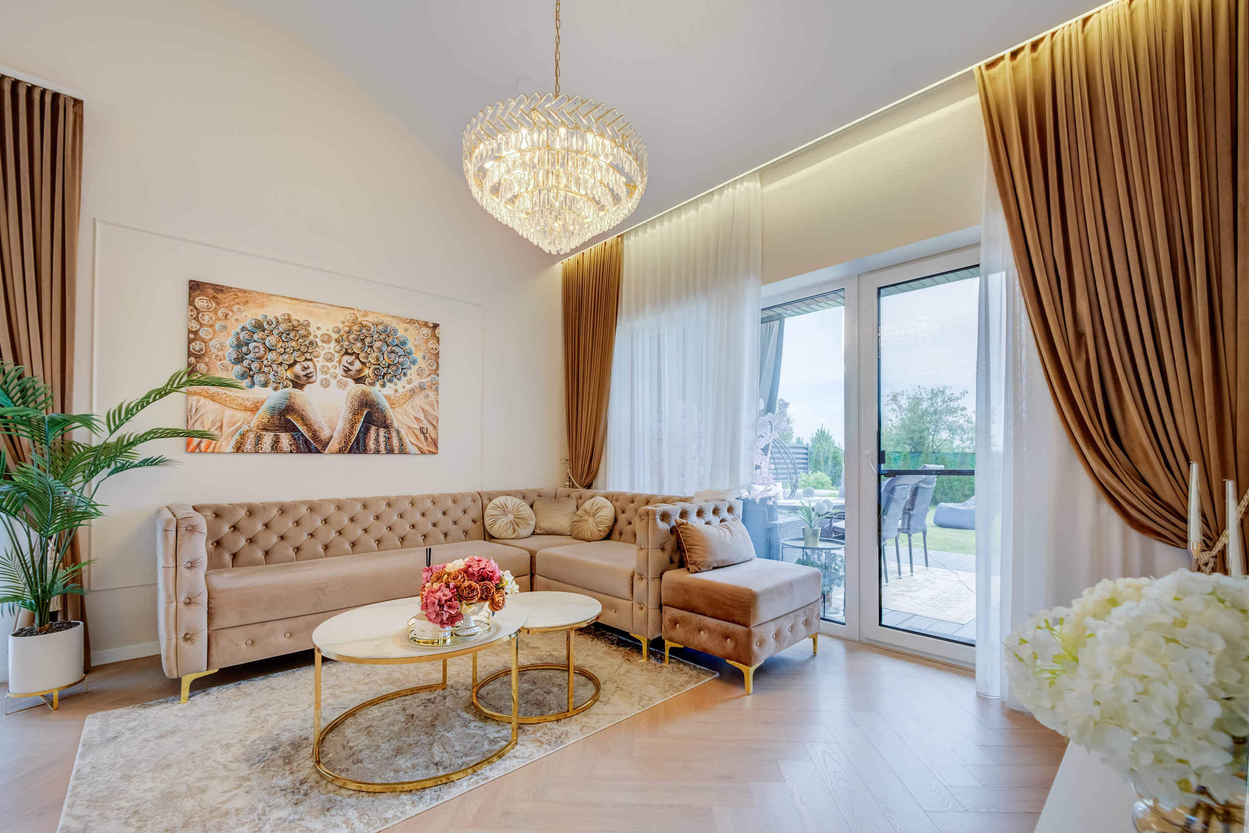 Lentvaris, gražus namas. Elina Sapiega fotografė Vilniuje