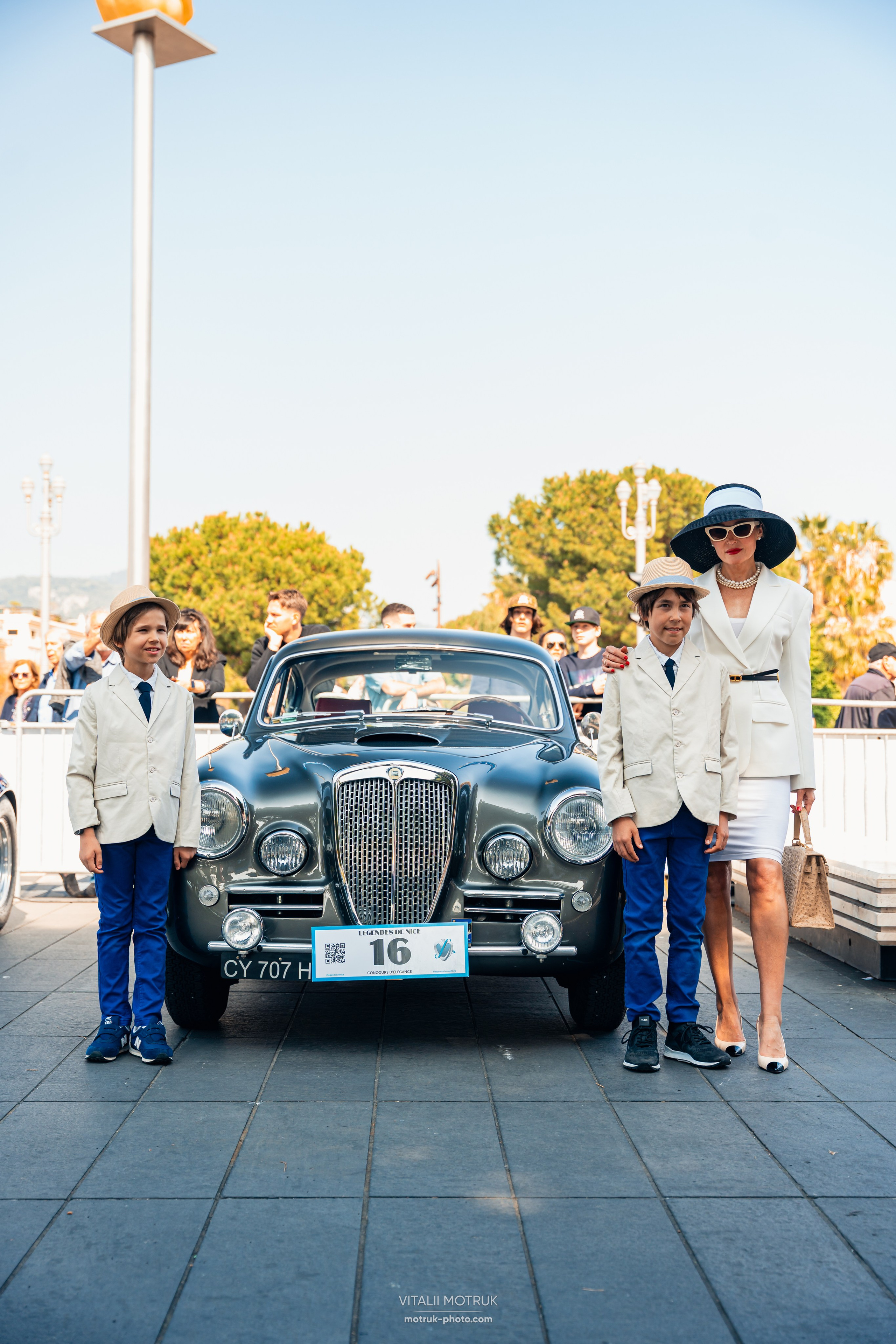 Legends de Nice. Photographe de voitures à Paris — Vitalii Motruk