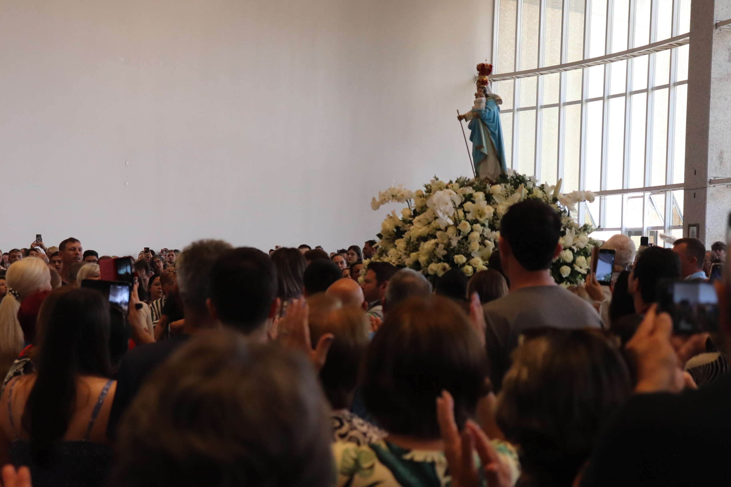Peregrinação Nossa Senhora de Belém. Handa Produções