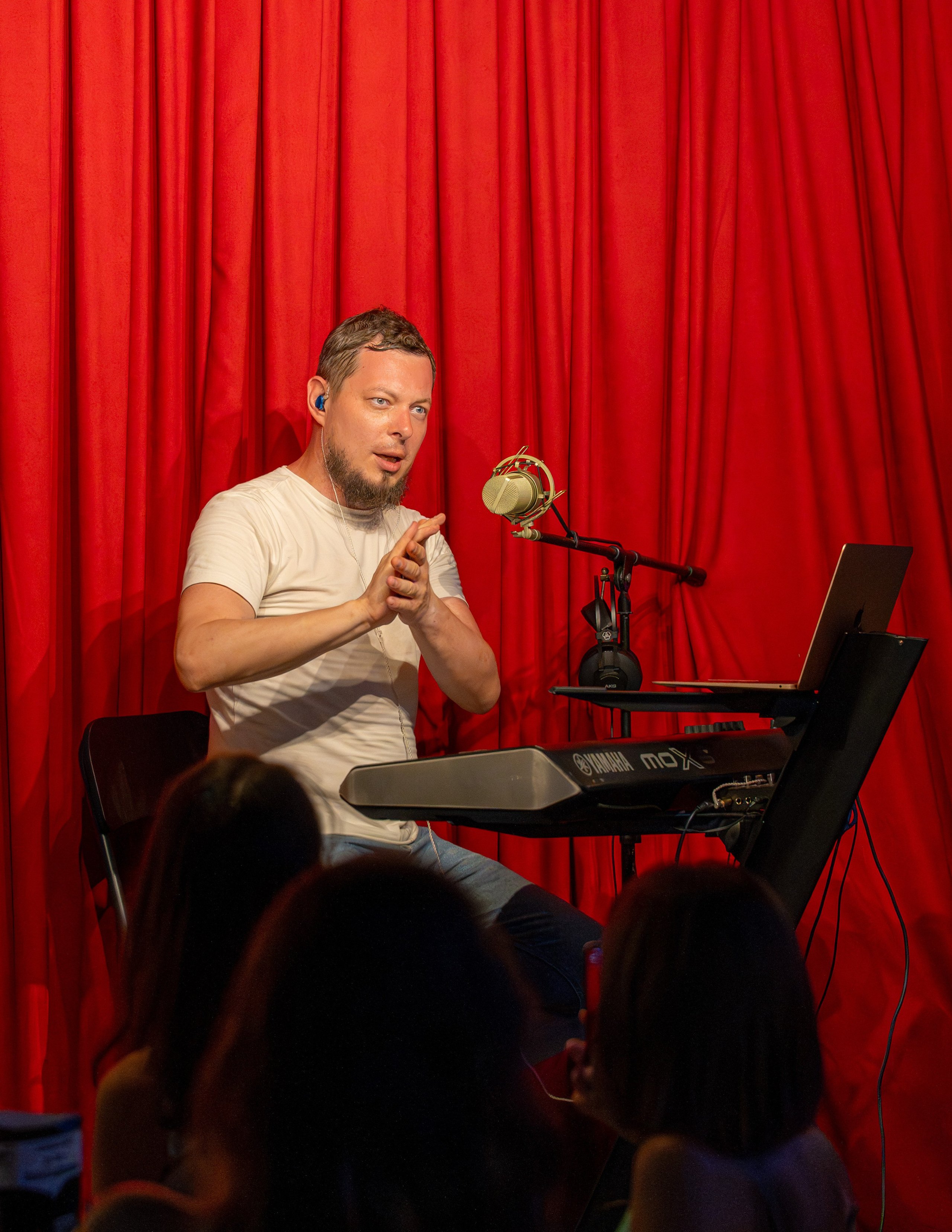 My Friends Pub. UNRATED PHOTO