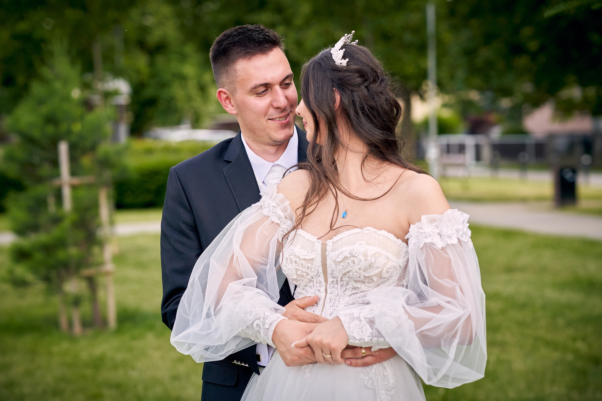 Svadobny fotograf svadobny fotograf cena kameraman na svadbu cena. Fotograf kameraman na svadbu Bratislava Banská Bystrica Сelé Slovensko svadobný kameraman