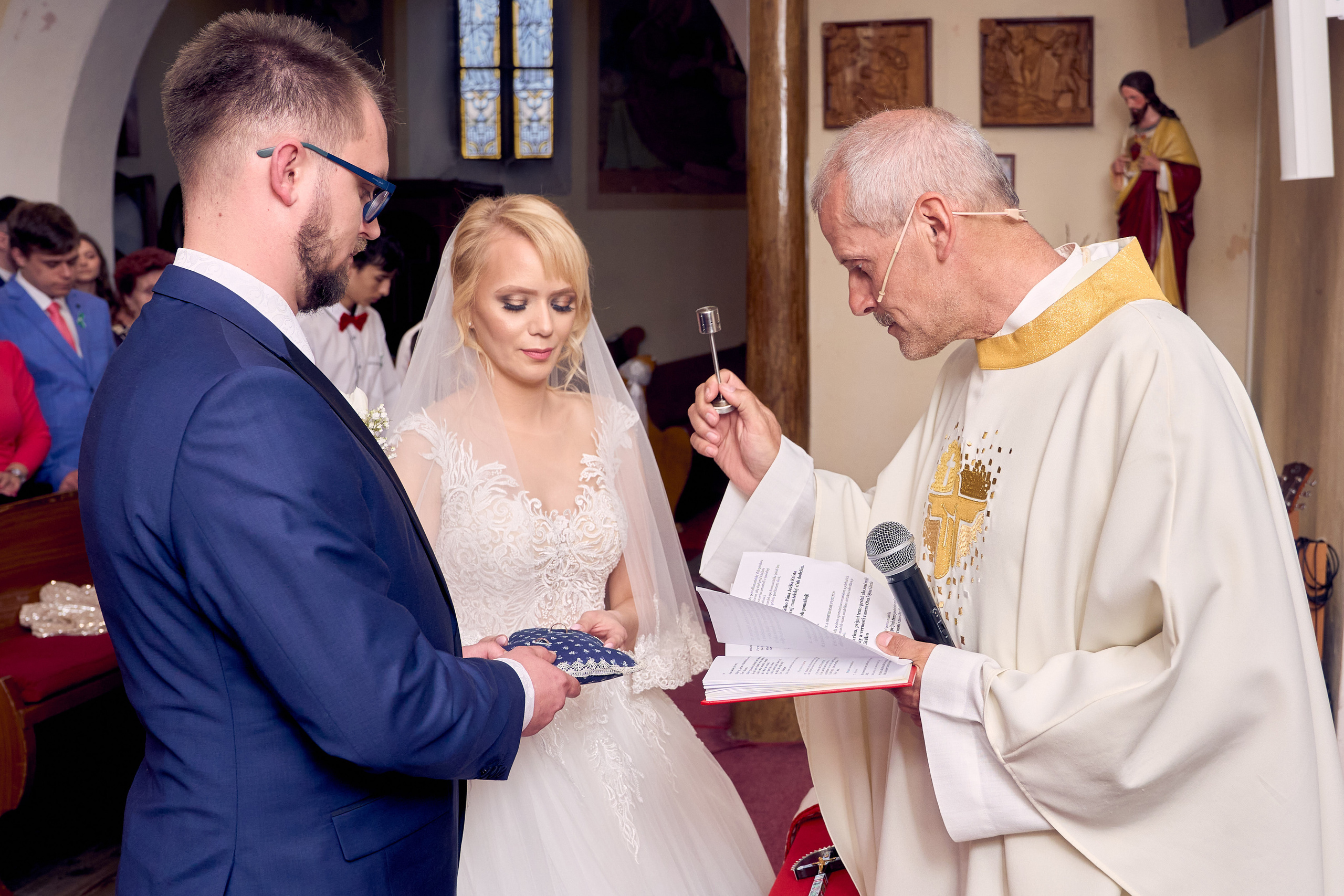 Svadobny fotograf svadobny fotograf cena kameraman na svadbu cena. Fotograf kameraman na svadbu Bratislava Banská Bystrica Сelé Slovensko svadobný kameraman