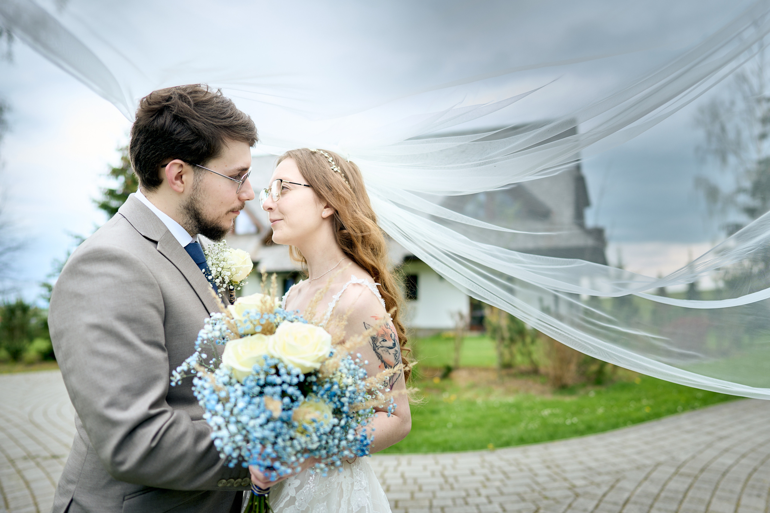 Fotograf kameraman na svadbu Bratislava Banská Bystrica Сelé Slovensko svadobný kameraman