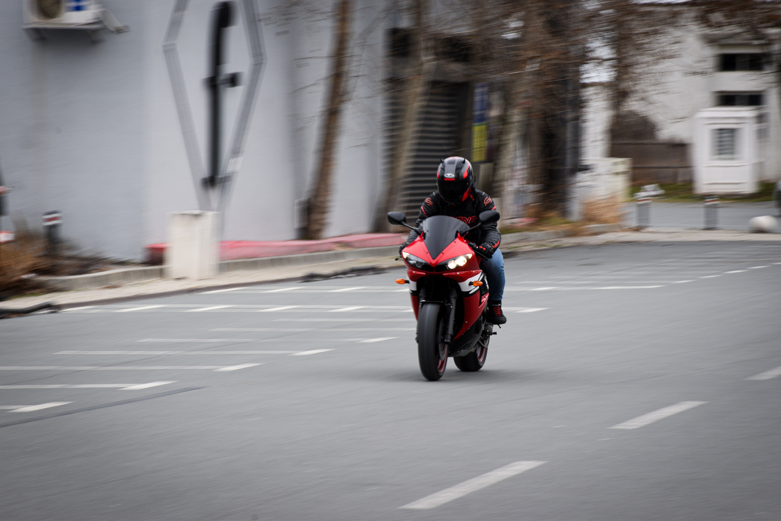 Live to ride!. Adelinne