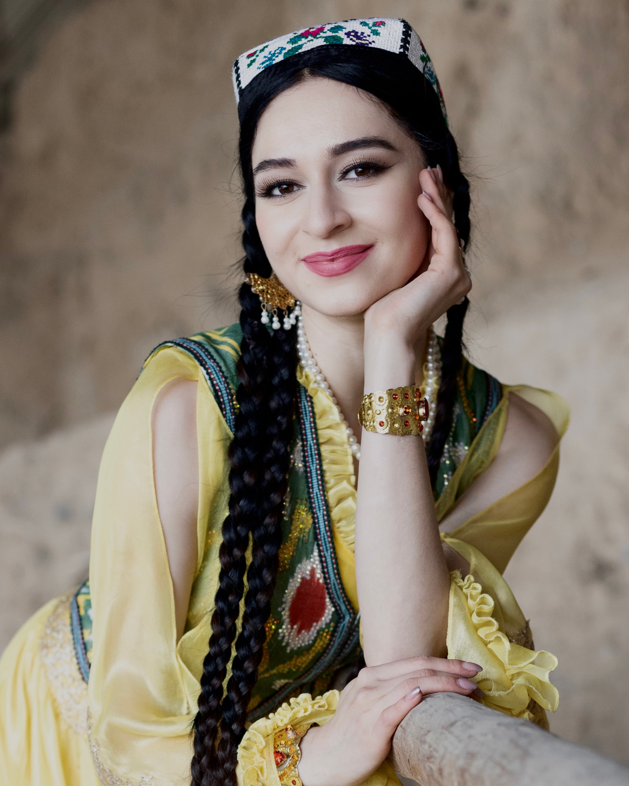 Алина / Ташкент. Узбекистан. Home