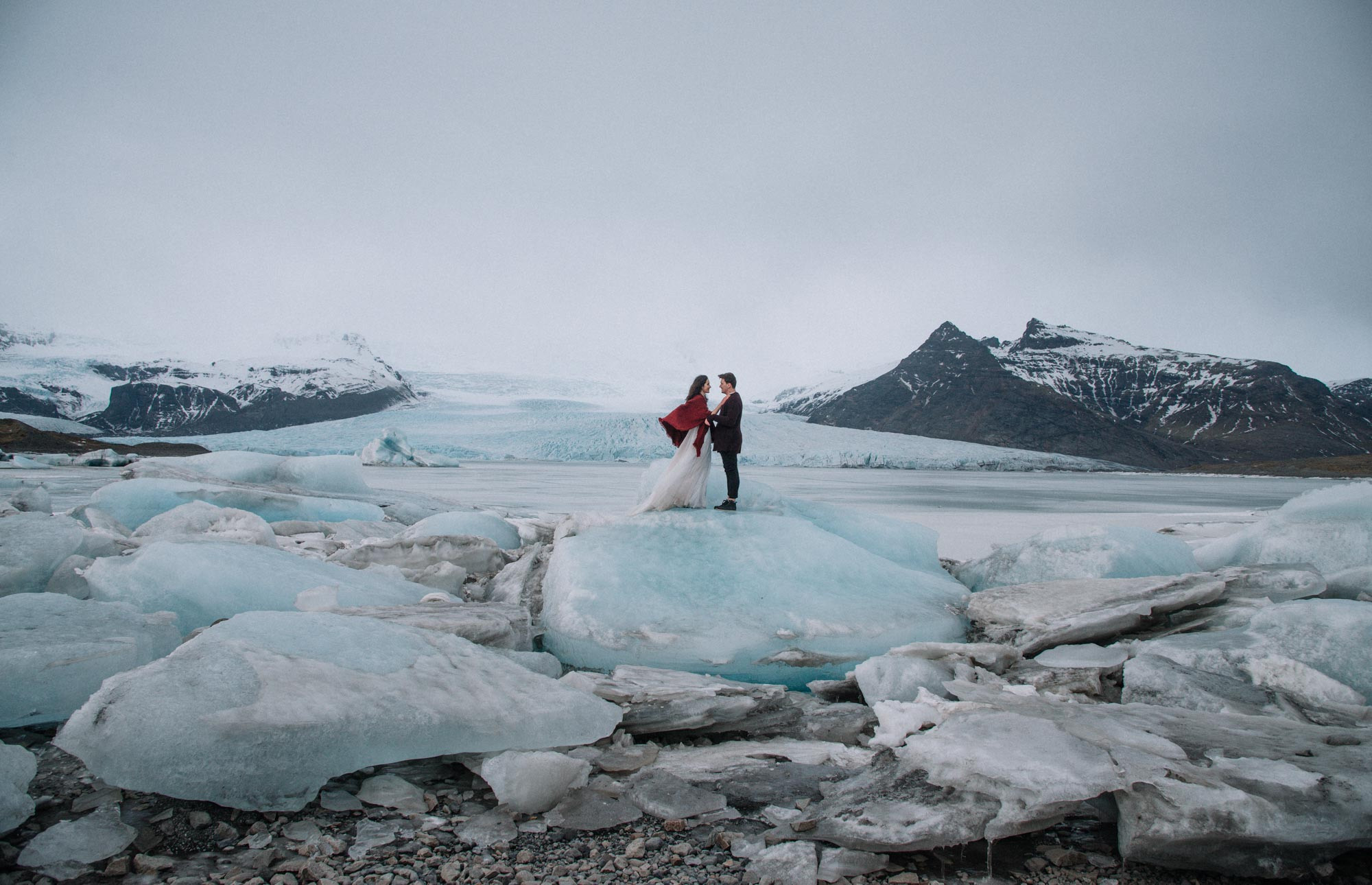 Elopement in Iceland. Family Lifestyle Photography