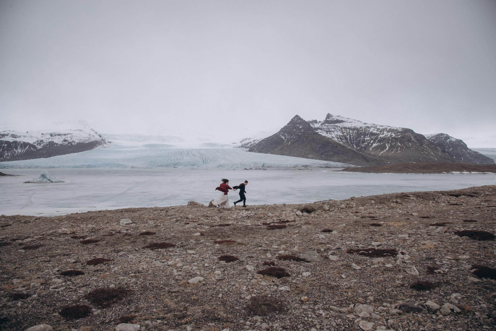 Elopement in Iceland. Family Lifestyle Photography