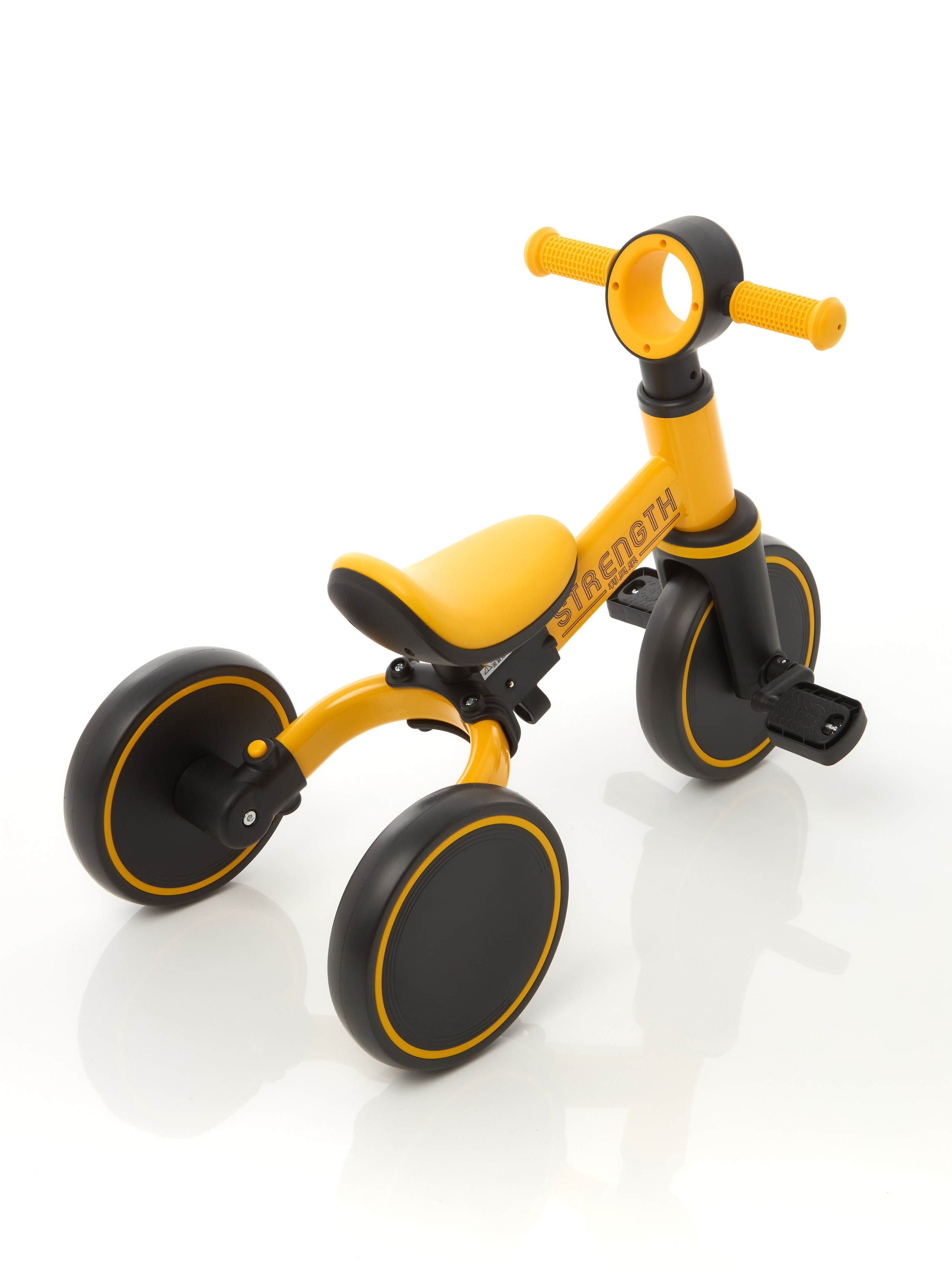 Товары для детей. Предметная фотосъемка в Алматы. Студия фото и видео съемки товаров