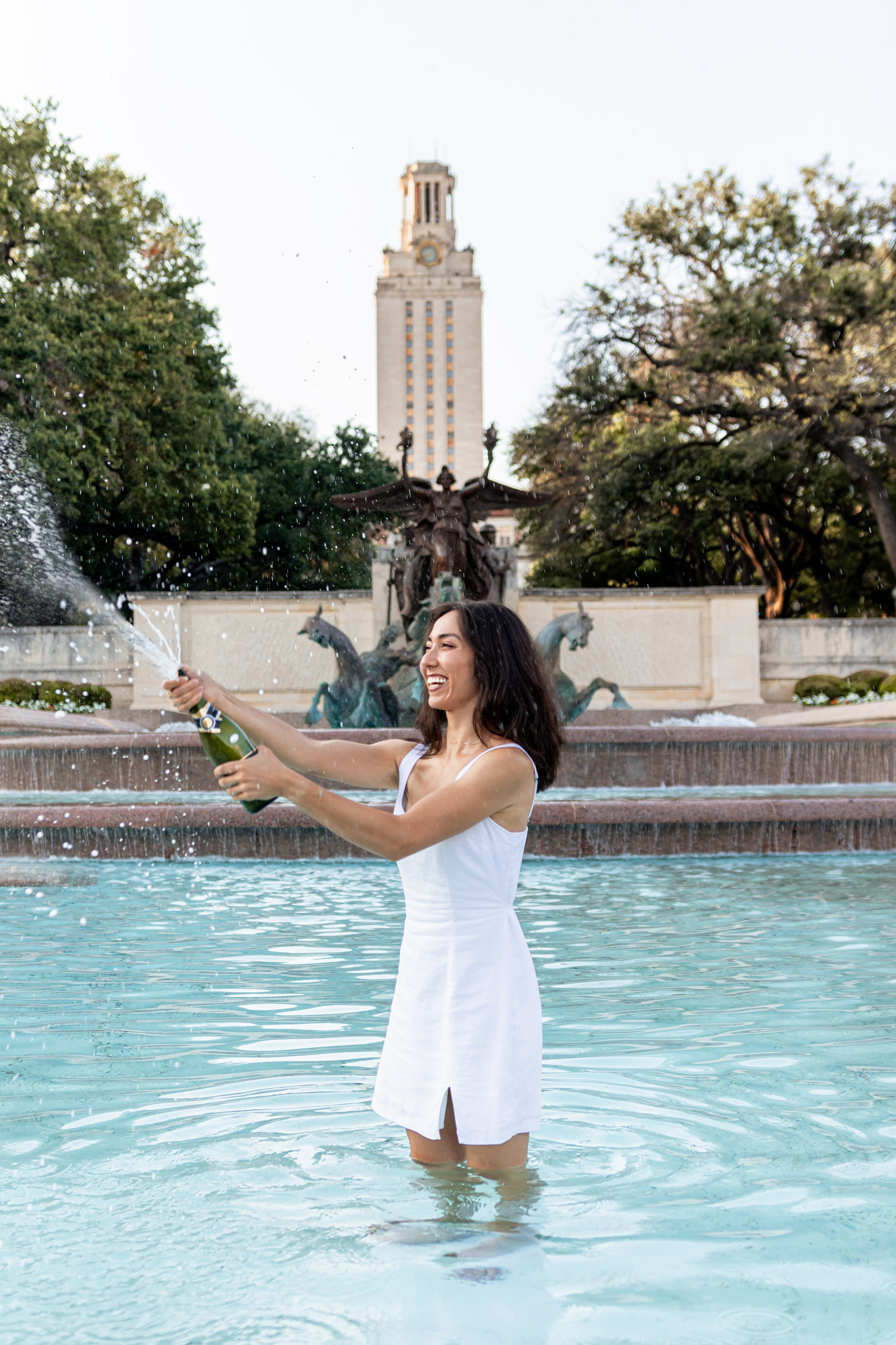 Saskia’s senior photoshoot at the University of Texas Austin