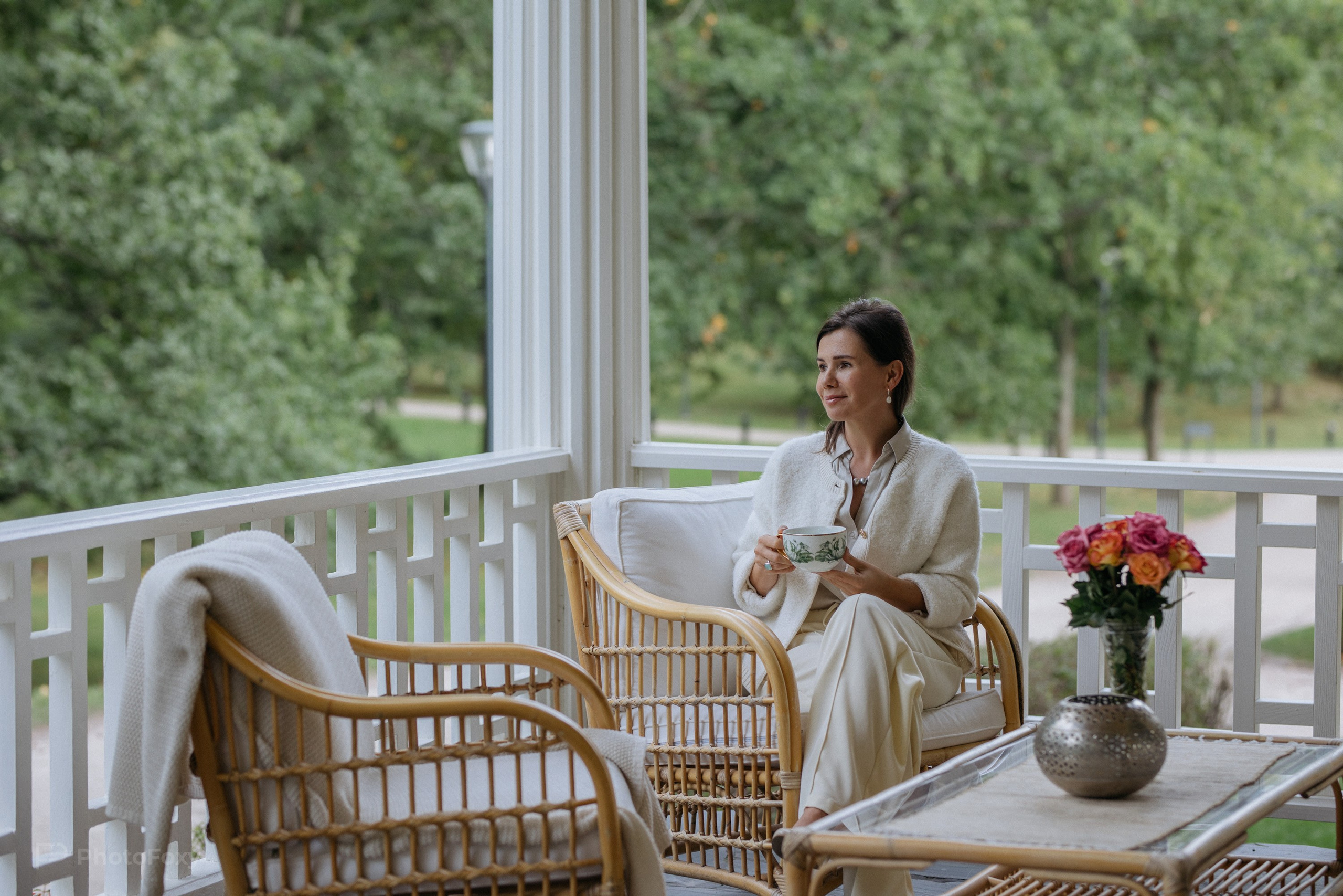 Henkilöbrändikuvaus Business & Wellbeing Coaching. Valokuvaaja Lahti, Helsinki Elena Salonen