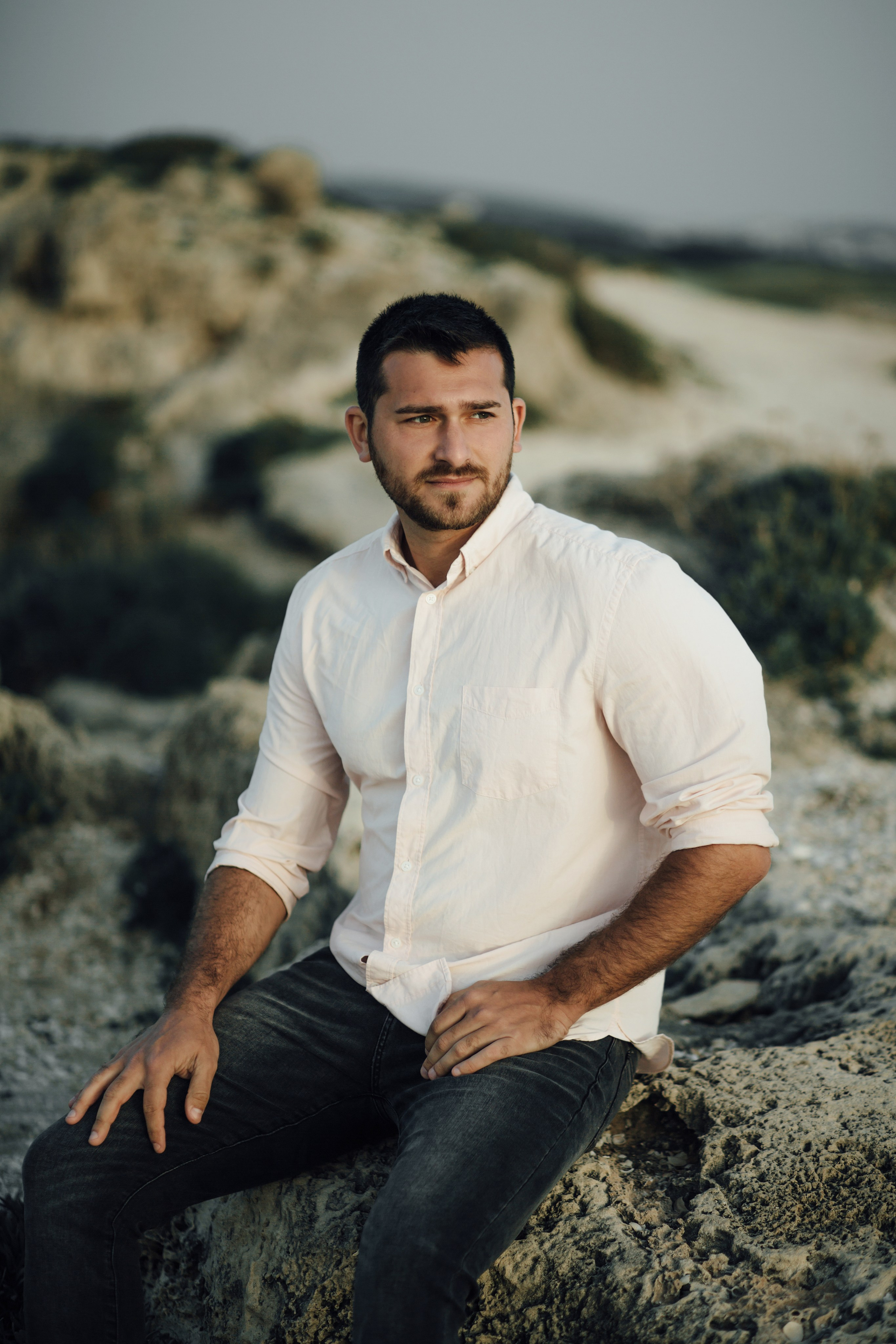 Sasha & Inna at HaBonim beach. Family photographer in Israel