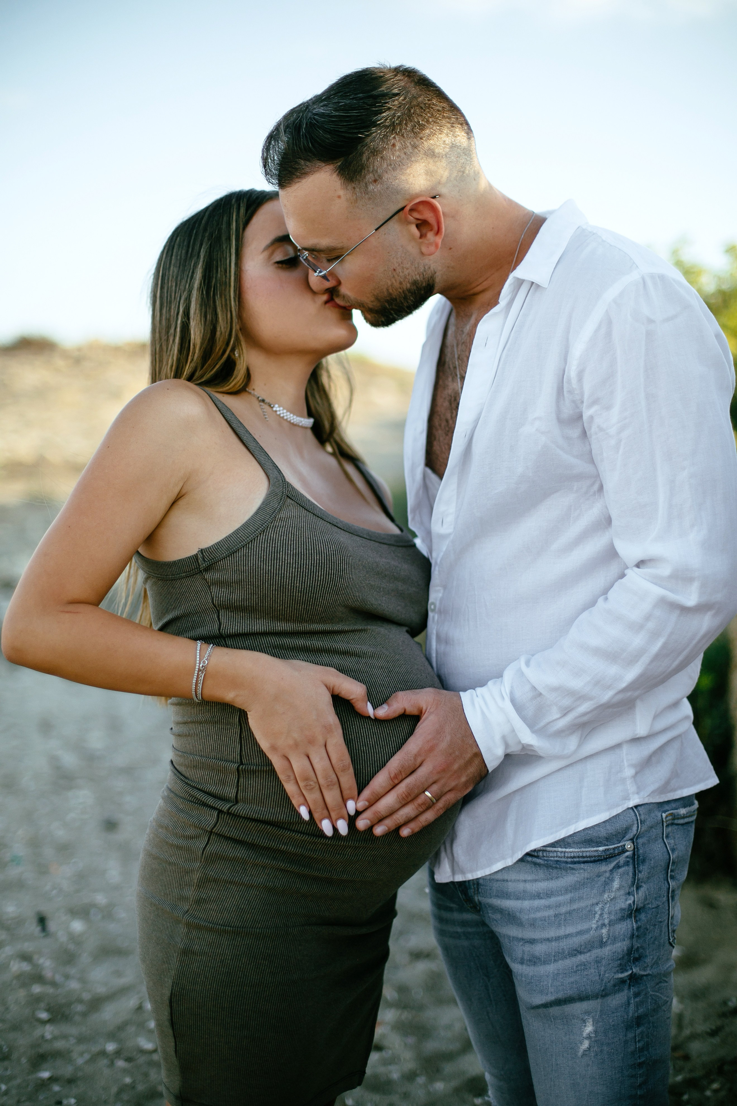 Yael & Gal Nahsholim beach. Family photographer in Israel